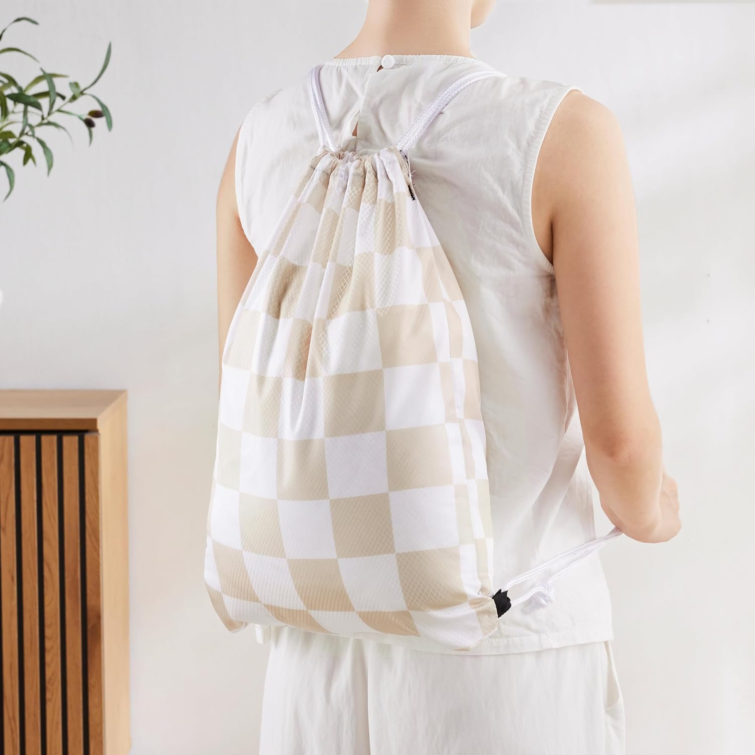 Ohocut Beige Checkered Drawstring Backpack 2 Pack Cute Aesthetic Vintage Checkerboard Drawstring Bags Bulk Gym Sackpack Waterproof