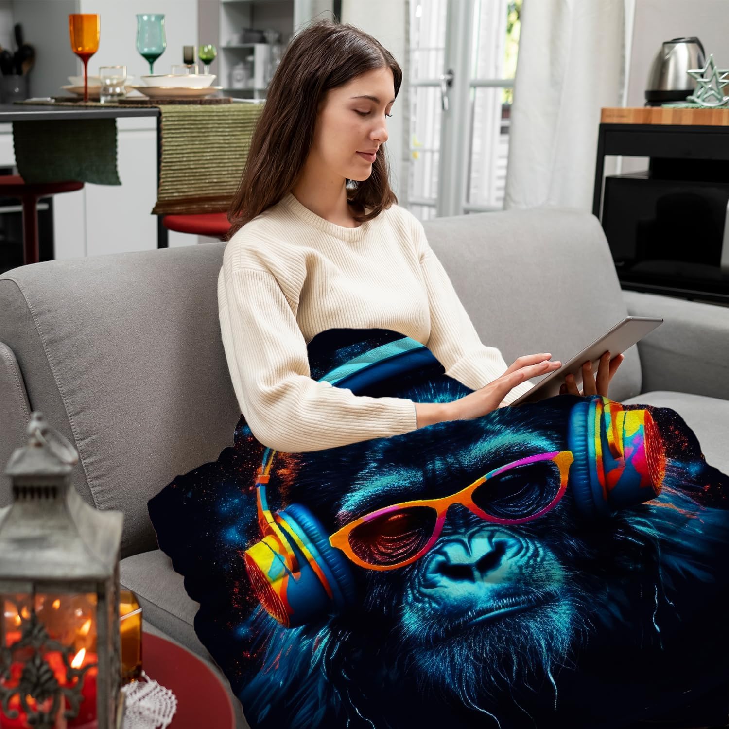 Graffiti Game Cool Pop Gorilla Throw Blanket, Funny Monkey Animal Fluffy Flannel Blanket, Soft Fuzzy Blanket for Boys Teen Man Son Birthday, 50x60 Inches