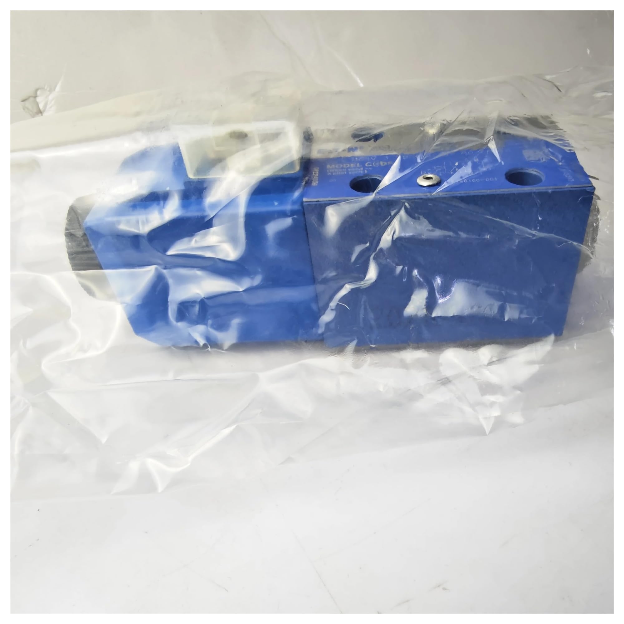 Vanne de régulation directionnelle DG4V-3-2B-MU-H7-60-EN210 à commutation fluide