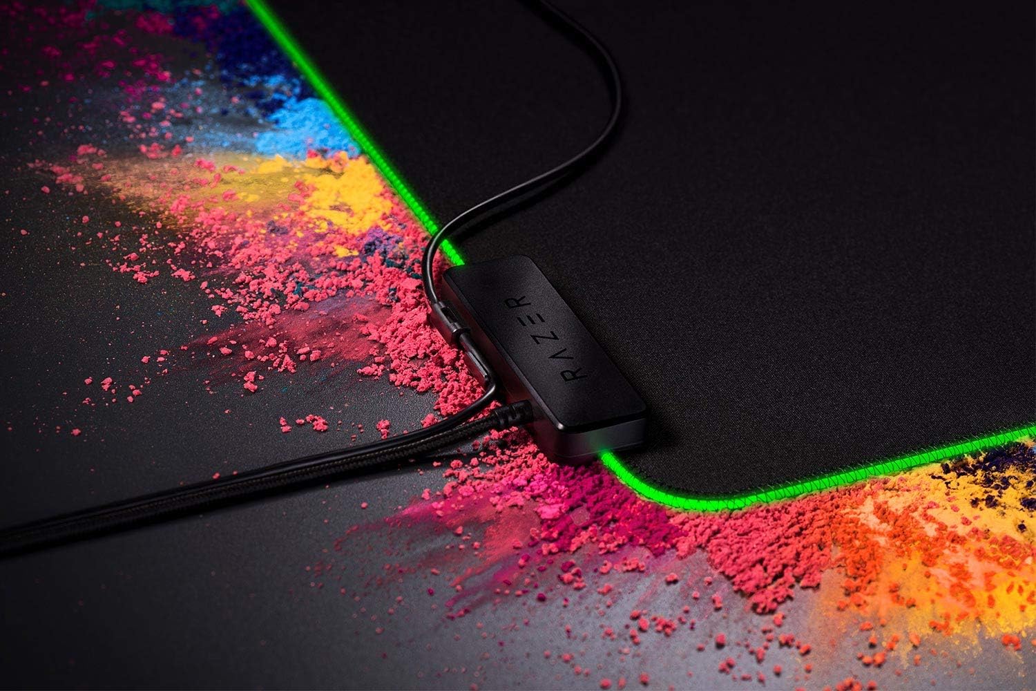 Razer Goliathus Extended Chroma - Soft Extended Gaming Mouse Mat With Razer Chroma RGB Lighting (Cable Holder, Fabric Surface, Quilted Edge, Optimized For All Mice) Black Goliathus Chroma Black Extended