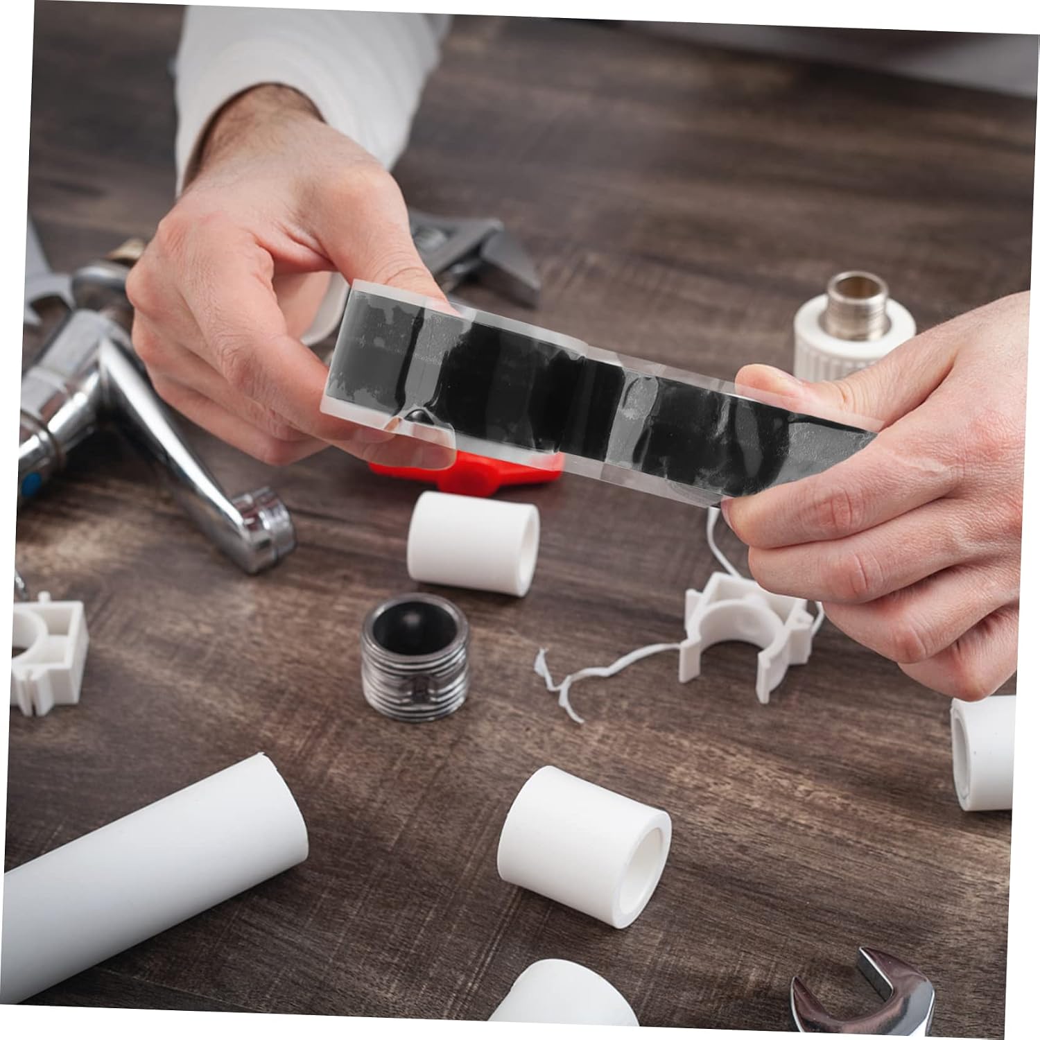 balacoo 6rolls Self-fusing Silicone Repair Tape No Residue Multi-use Sealing Tape for Home Sports Equipment and Plumbing Repairs