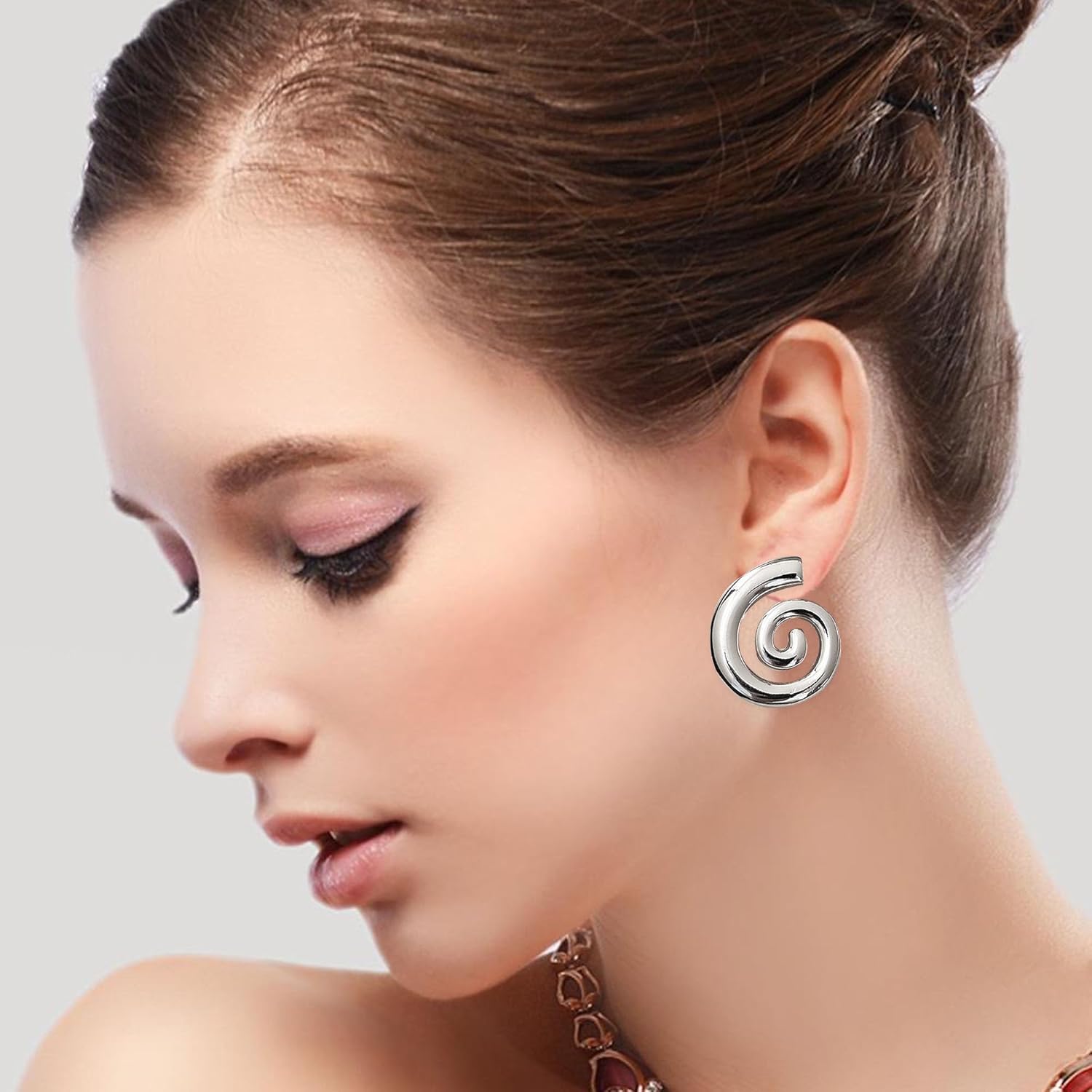 Retro Spiral Stud Drop Earrings Chunky Gold Silver Statement Earrings Jewelry for Women - Image 3