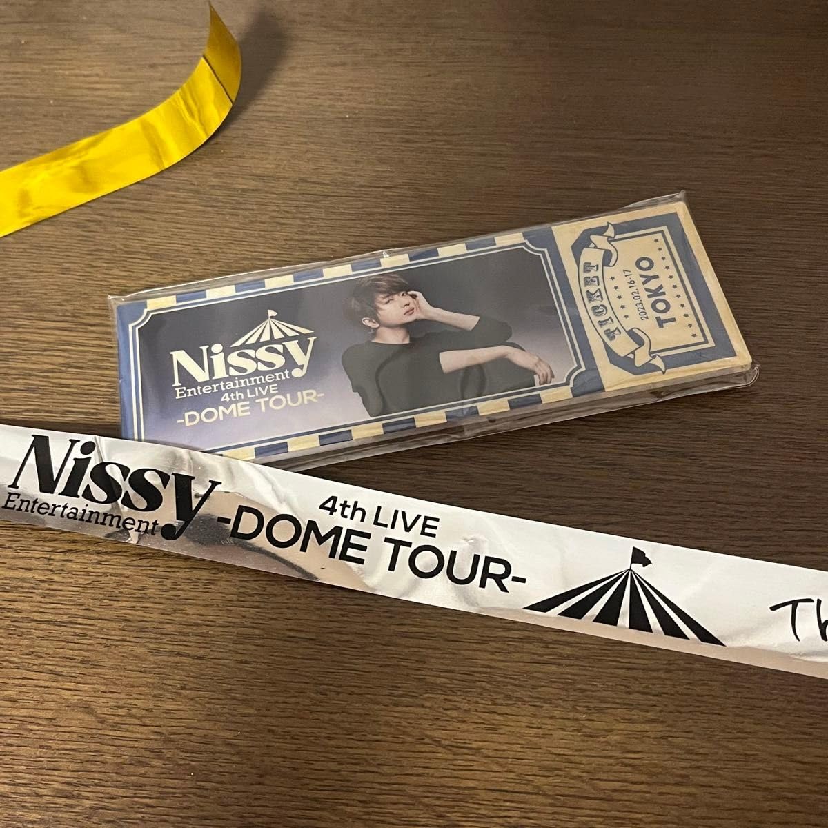 Nissy ライブ　プレミアムシート　グッズ　銀テープ付き Amazon.co.jp: プレミアムNissyシート グッズ一式+銀テープ