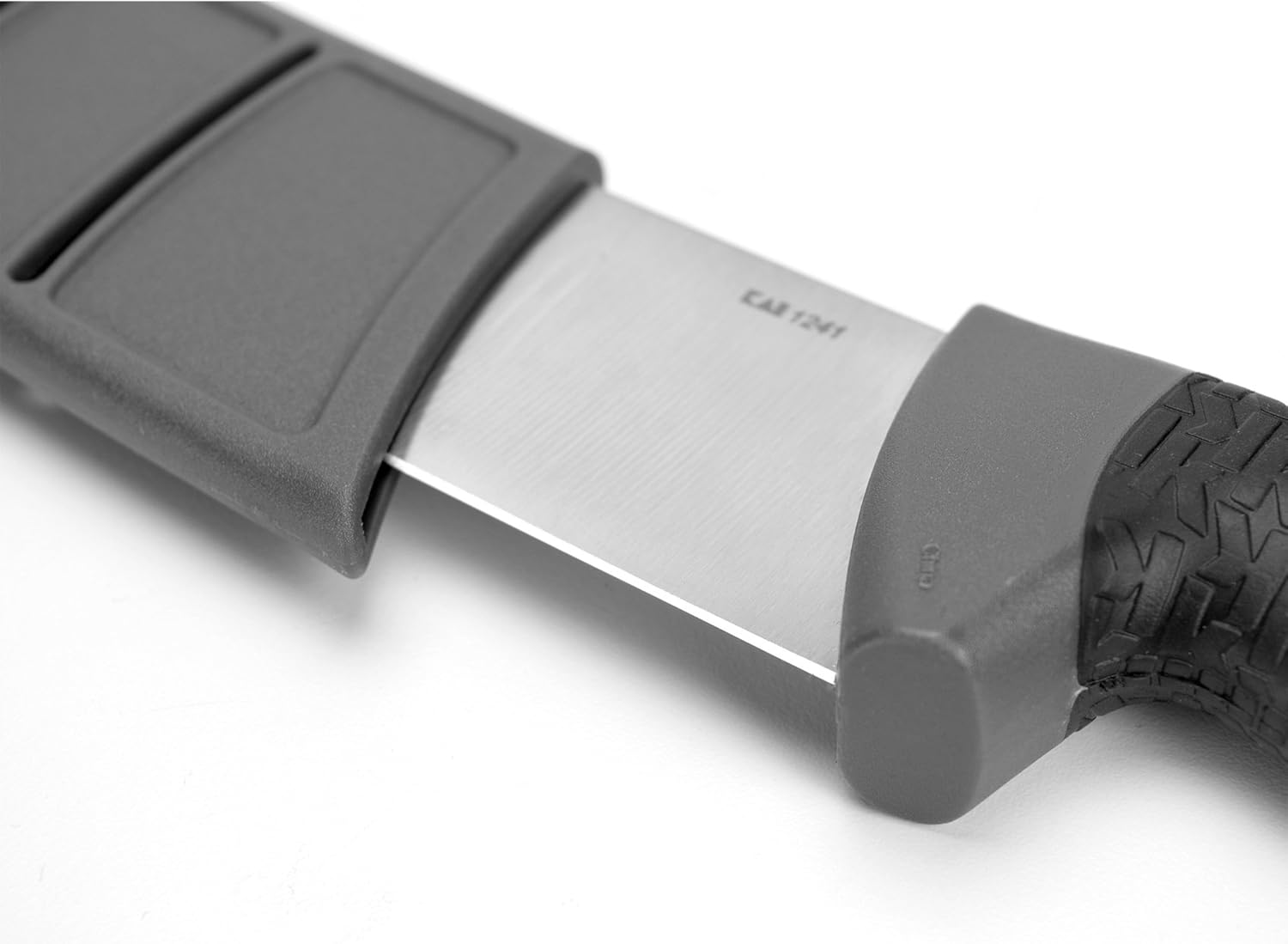 Kershaw 12-in Curved Fillet Knife (1241X) Fixed 420J2 Stainless Steel Blade For Large Fish and Game, Glass-Filled Nylon Handle with Rubber Overmold and K-Texture Grip, Blade Protector Included, 8.6 oz : Sports & Outdoors