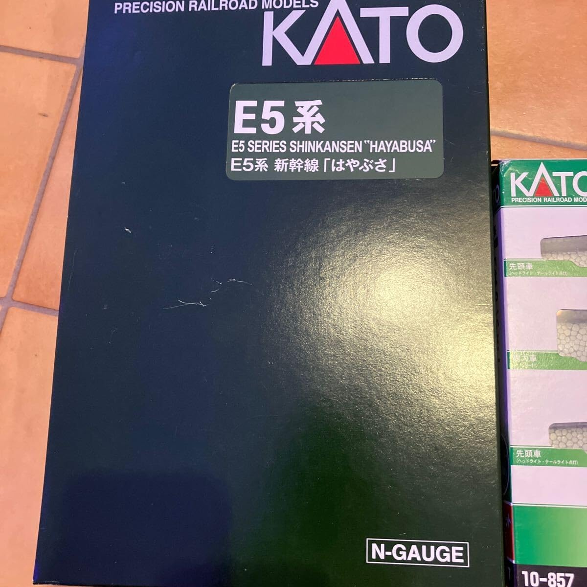 KATO E5系 基本セット Nゲージ KATO E5系新幹線はやぶさ 基本&増結セット 開封 - YouTube