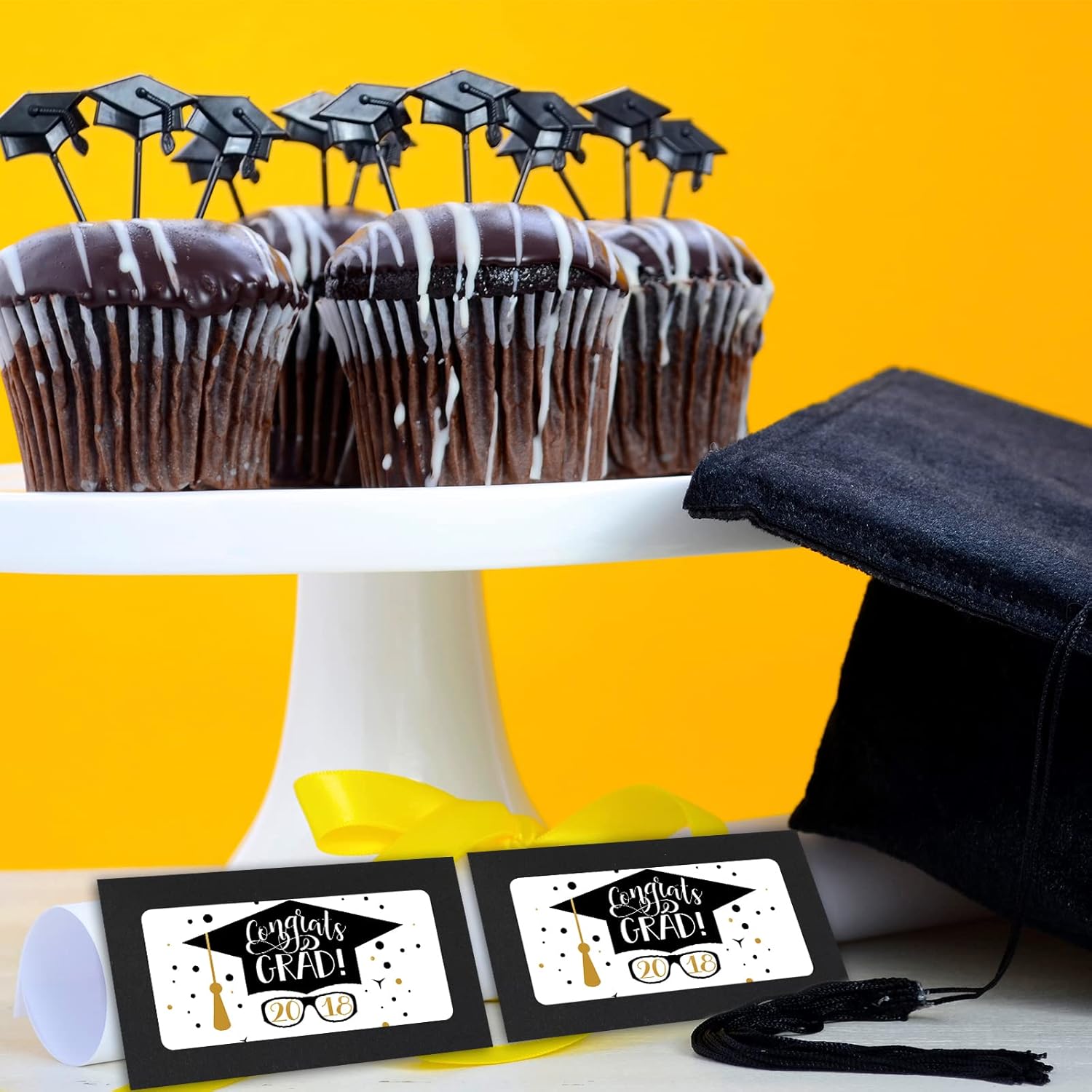 Geyee 500 Pcs Window Gift Card Envelopes 3. 9 x 2. 4'' Sleeves Credit Card Size Blank Business Invitation Envelopes for Wedding Graduation Party Gifts(Black)