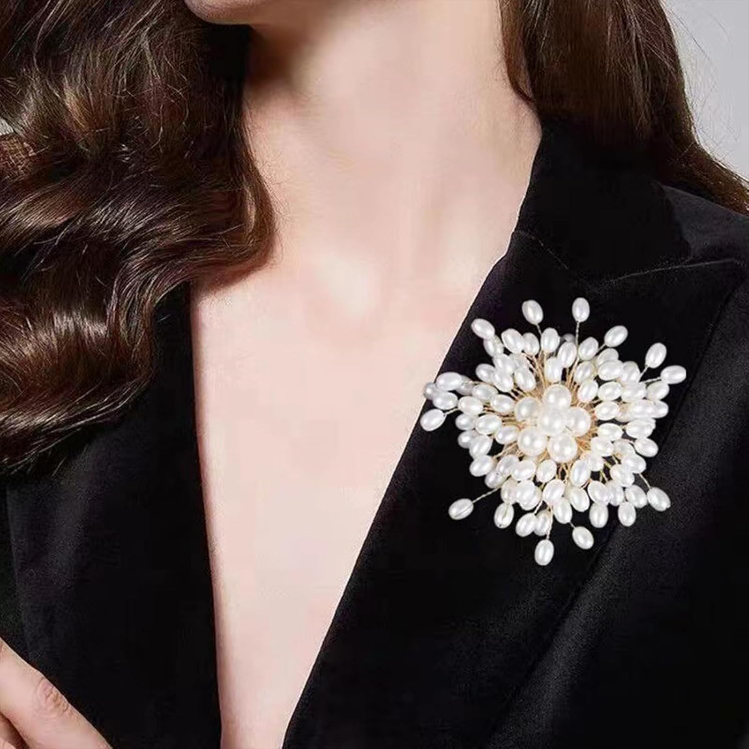 Flower White Pearl Brooch Pin for Women | Striking Large Pearl Flower Beads Statement Costume Pin Graceful Wedding Anniversary Prom Jewelry Gifts