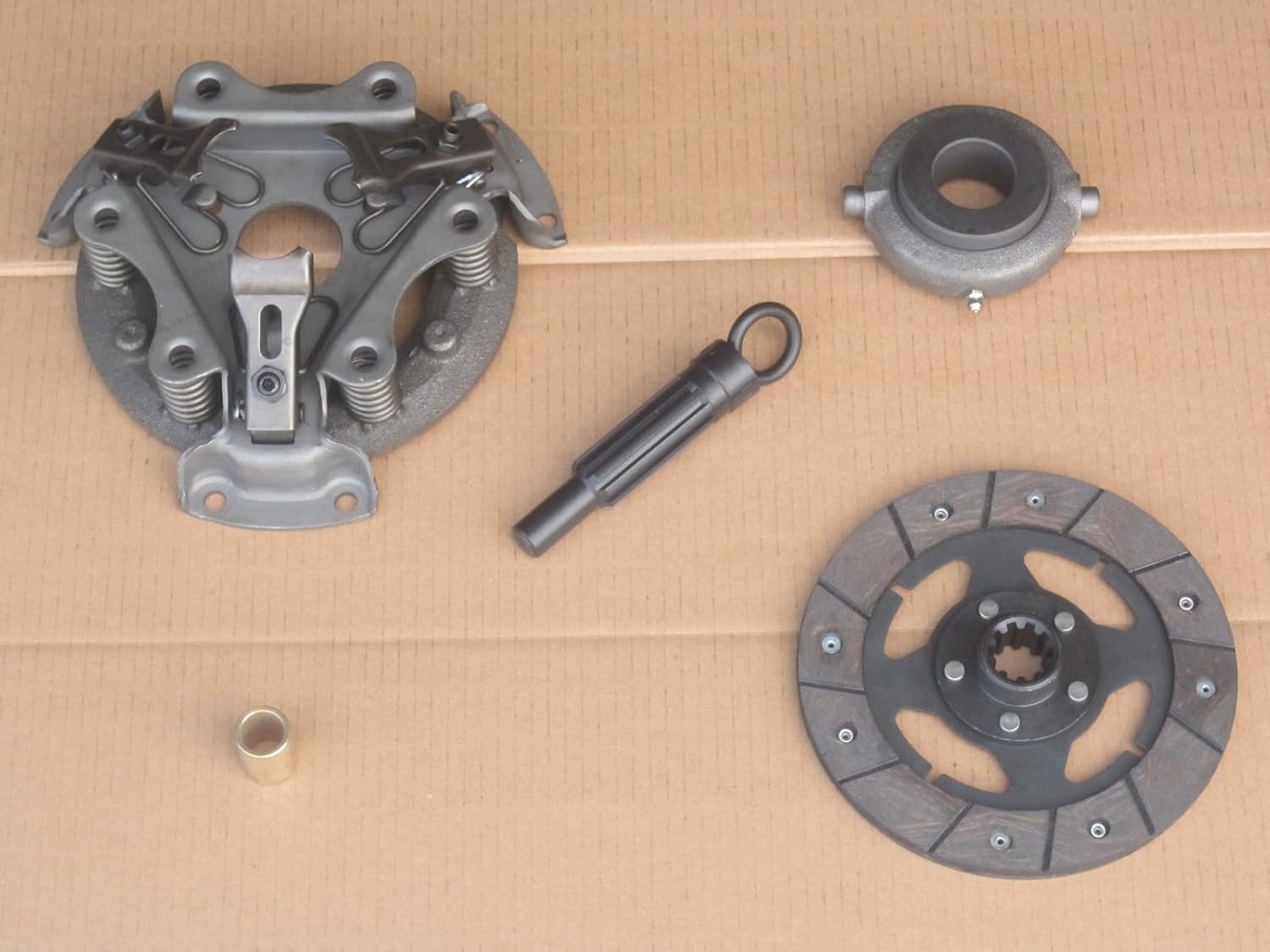 Replacement for fits CLUTCH PRESSURE PLATE THROWOUT KIT FOR PART 251266R1 350921R11 351760R91