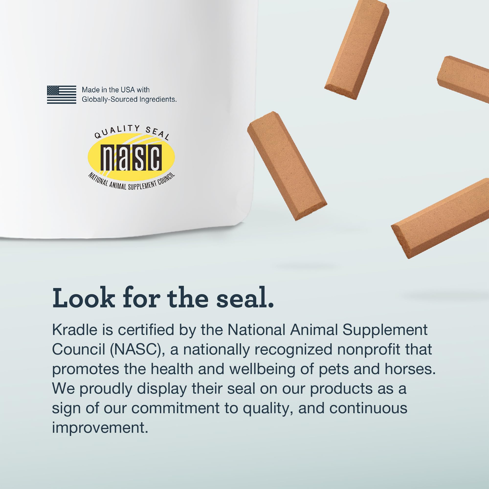 Kradle Hueso de perro calmante para todo el día, juguete recargable con sabor a tocino con Ashwagandha y GABA para perros ansiosos, hueso de perro de nailon de 8 pulgadas con 28 recambios