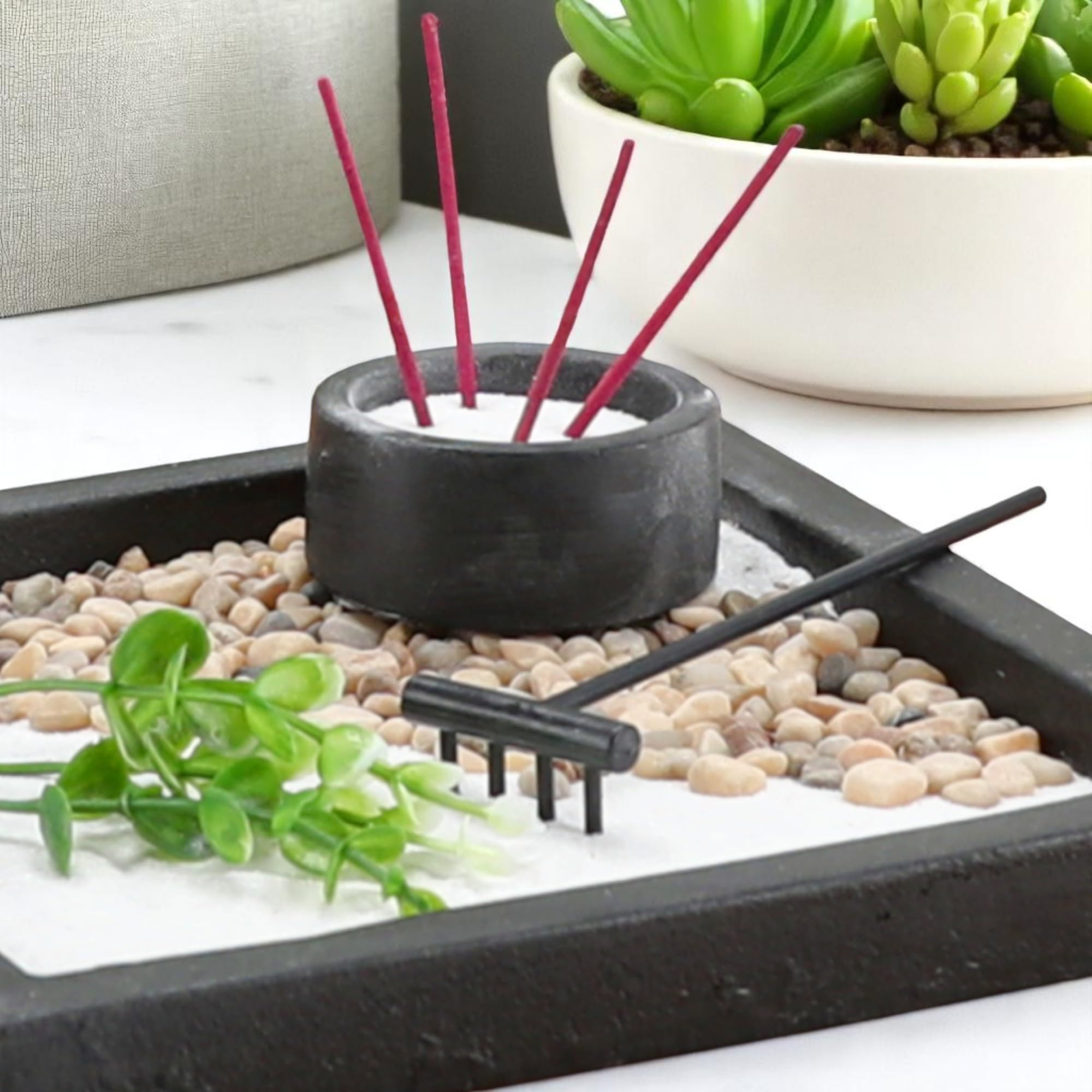 Giardino Zen Feng Shui Completo Con Vassoio Sabbia, Buddha, Rastrello, Pietre, Bruciatore Incenso E Braccialetto Rosso Omaggio, 28x16.5 Cm