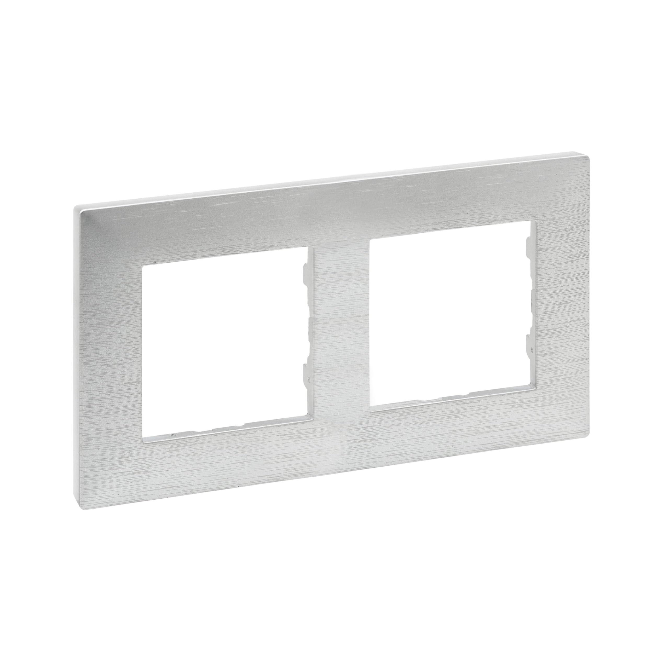 LEGRAND Marco doble de la gama Niloé Step para instalación componible, Color Inox, 398288