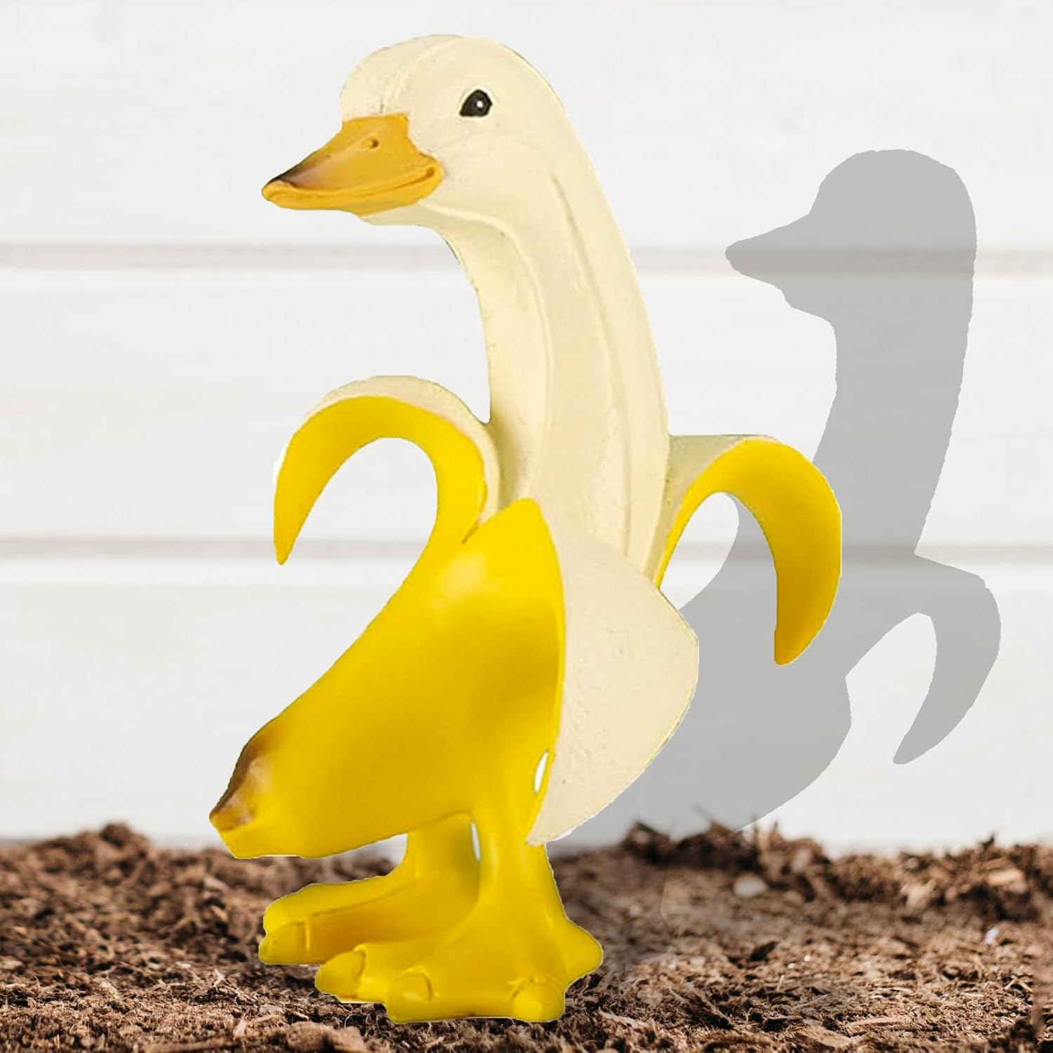 WELLMILLER Banana Duck Statue Garden Statues Cute Duck Resin Art Statues for Home and Outdoor Garden Decoration