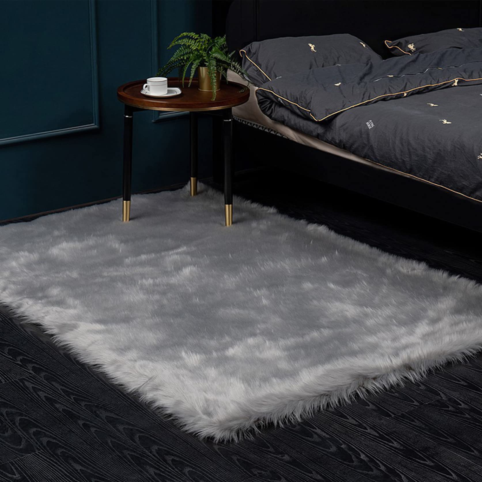 Amazon｜カーペット ラグ 180*220cm おしゃれ かわいい 人工