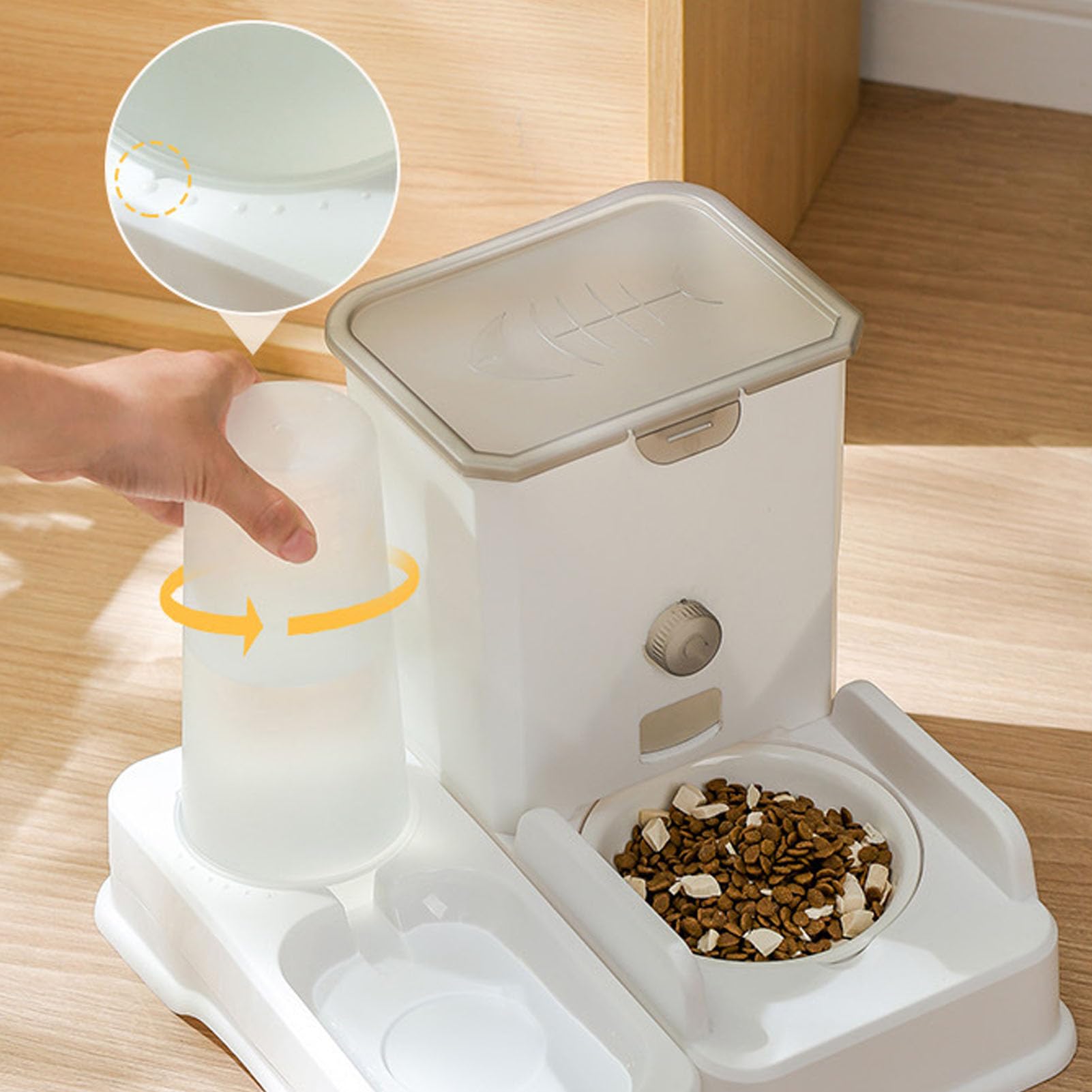 Tnfeeon Distributore di Acqua per Mangiatoia Materiali Sicuri per Piccoli Animali Domestici Mangiatoia per Gatti per Alimenti Secchi per Gatti da Interno, 11,81x11,91x2,17 Pollici (WHITE)