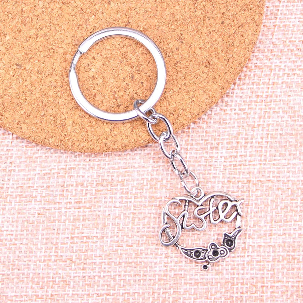 20 Stücke 24 X 24 Mm Herz Schwester Blume Anhänger DIY Männer Auto Schlüsselanhänger Ring Halter Schlüsselanhänger Souvenir Schmuck Geschenk