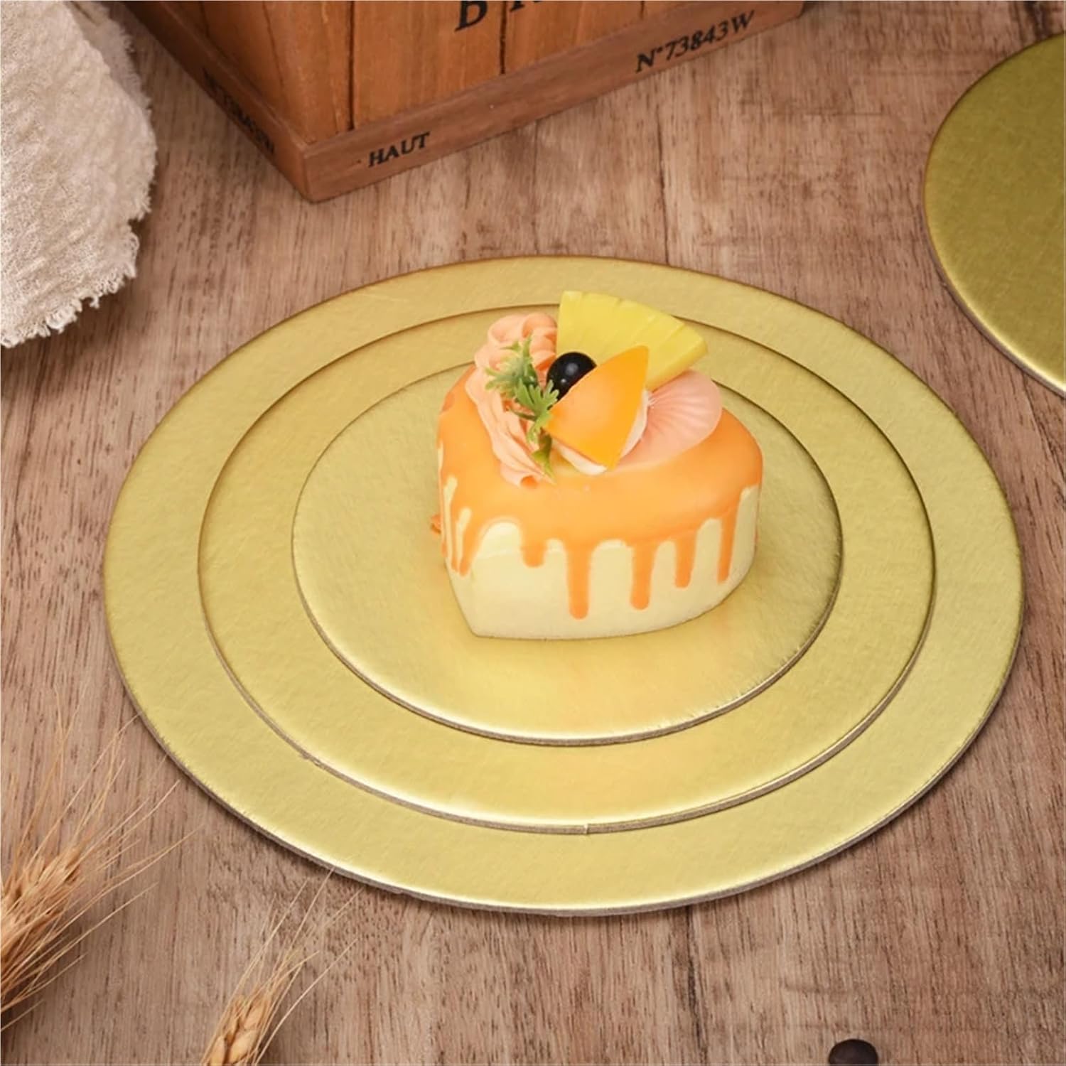 Cake Board 50Pcs Round Cake Boards Cardboard Golden Silver and White Circles Disposable Paper Cupcake Dessert Tray(Army green,Diameter 24cm)