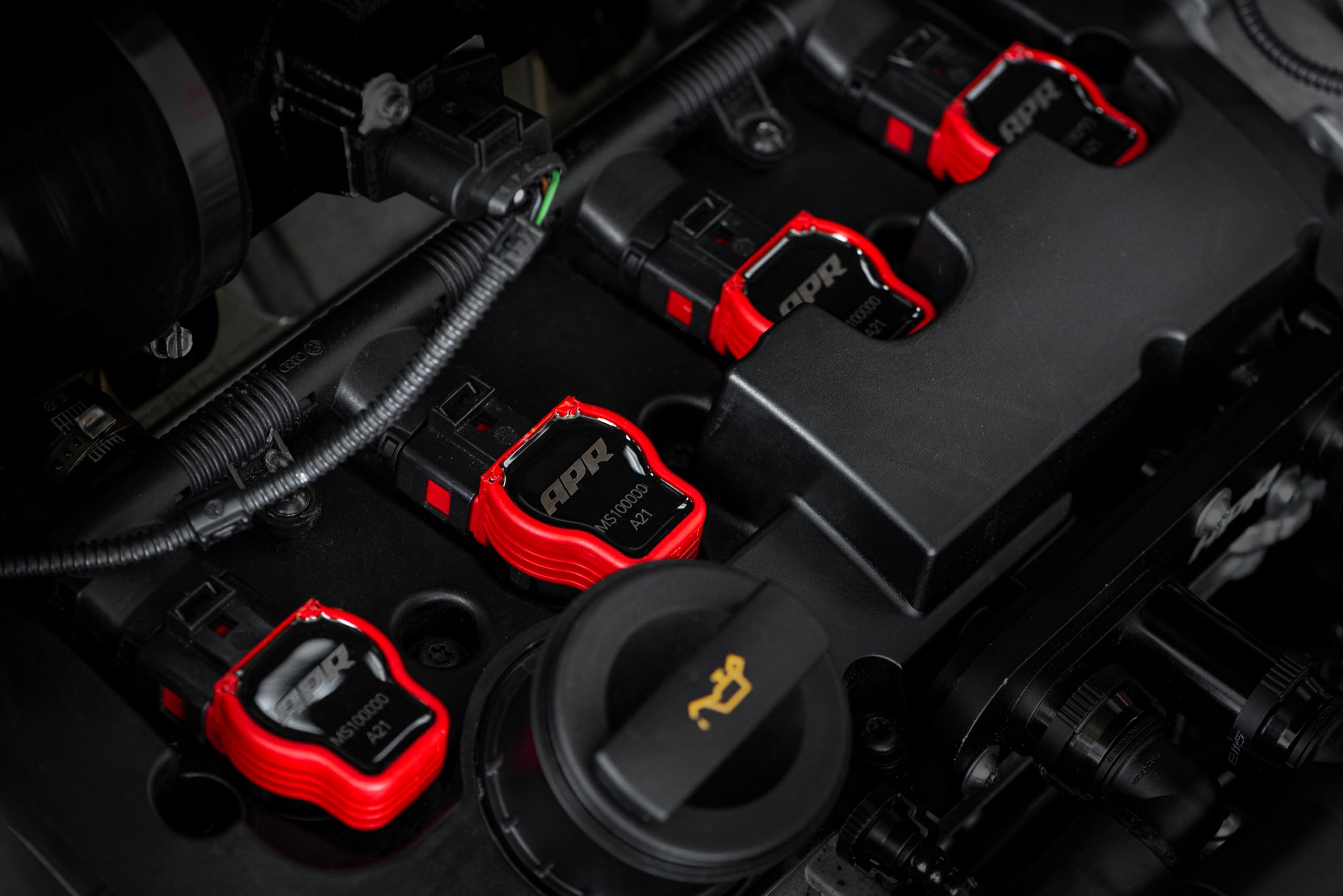 APR イグニッションコイル4本　MS100208 Amazon.com: APR MS100208 Ignition Coil - PQ35 Style - Red