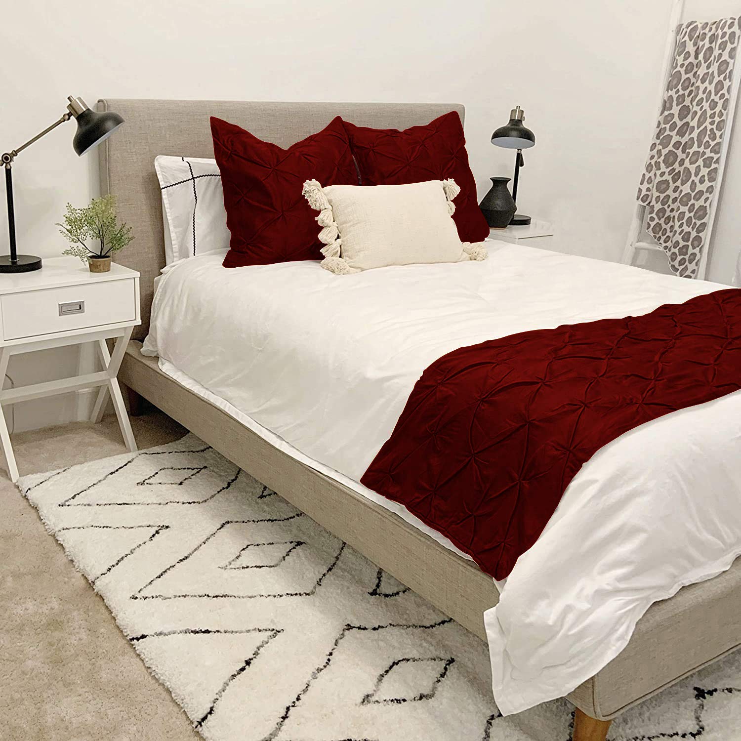Queen Size 800 TC 5 Piece Pinch Pleated Bed Runner 1 Bed Runner 4 Euro Shams Burgundy Solid