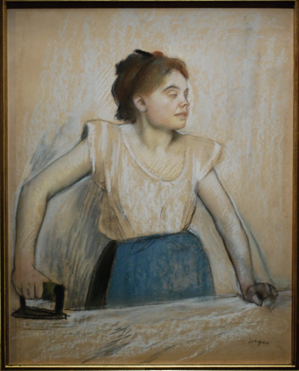 Degas La Repasseuse affiche extra large mate avec cadre marron