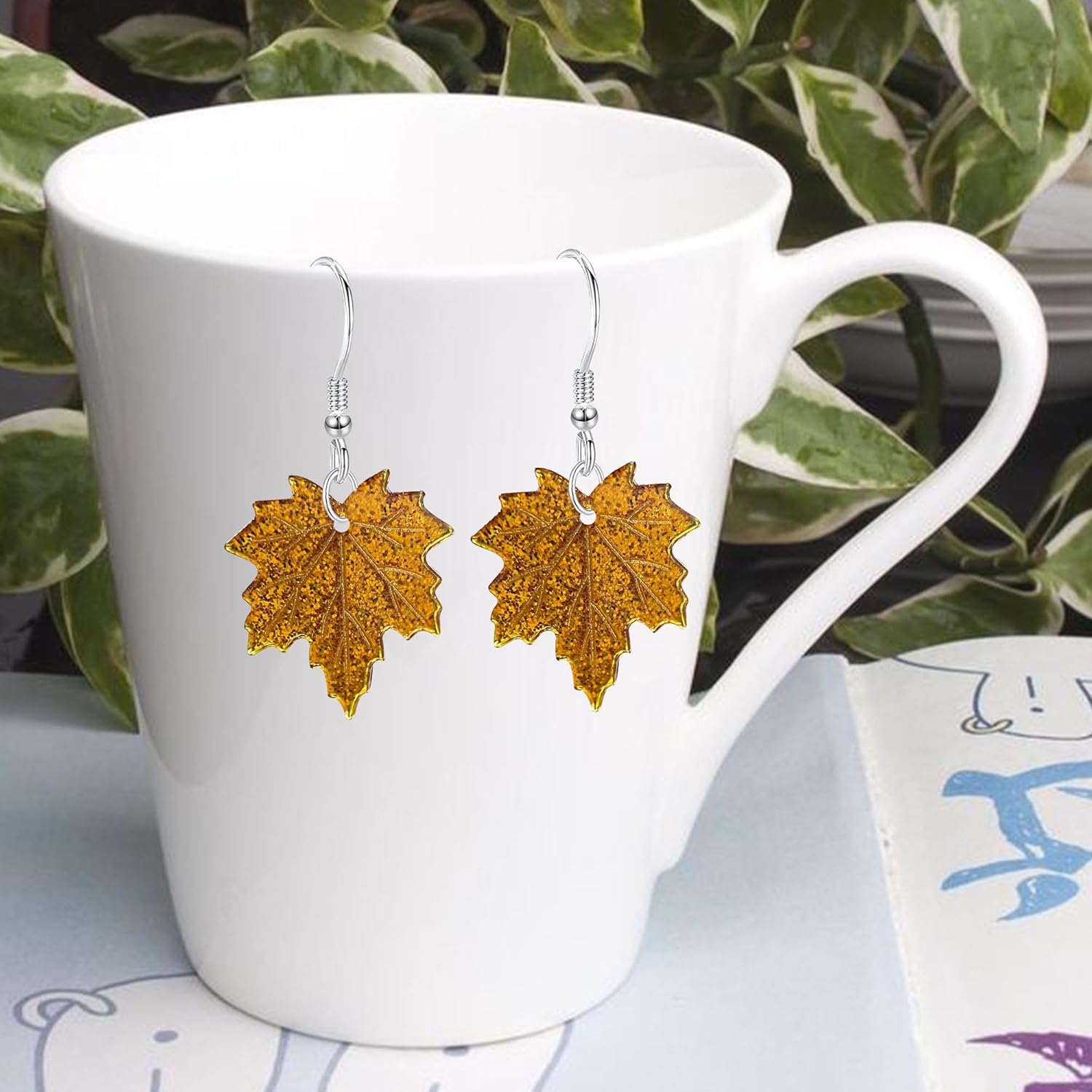 Acrylic Maple Leaf Earrings for Women Autumn Maple Leaf Dangle Drop Earrings Fall Thanksgiving Jewelry - Image 6
