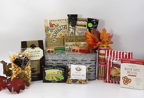 Gift Basket Village: Celebración del otoño: surtido de galletas gourmet, queso, nueces, obleas y aperitivos