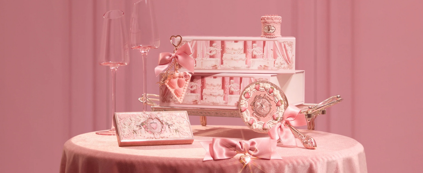 Amazon.com : Flower Knows Cake Charm Set,Strawberry Cupid 12-Piece