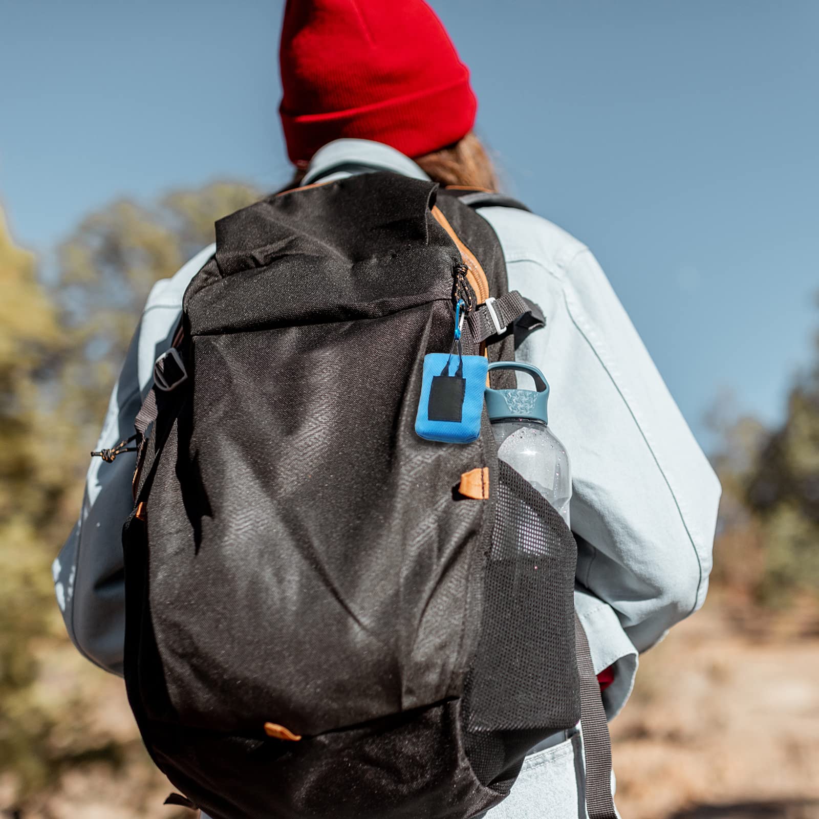 Ultraleichte Picknickdecke 110x70cm - Sandabweisend & Wasserdicht Mit Karabiner