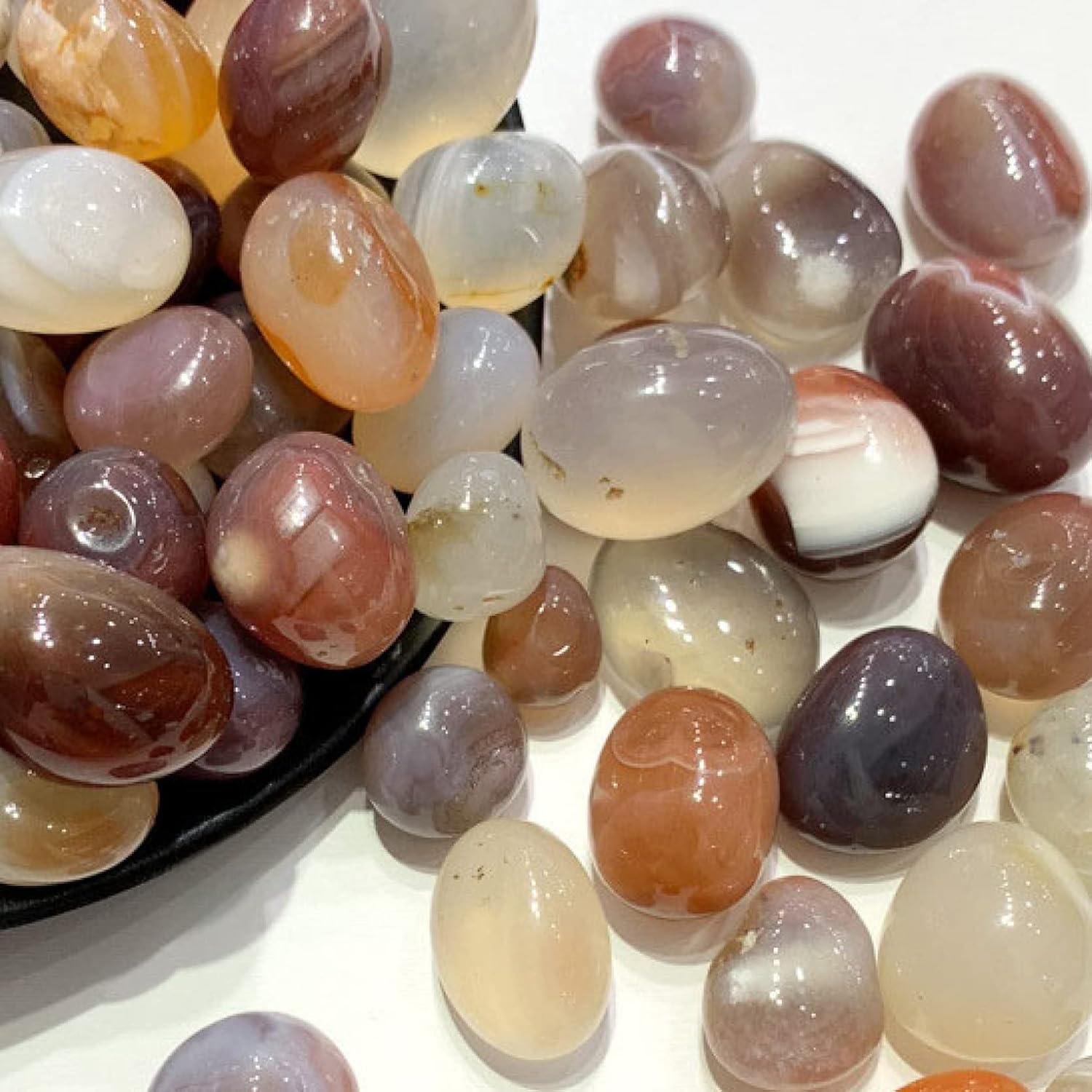 Crystal Stone Natural Red Carnelian Crystal Red Gravel Agate Tumbled Stones and Crystals Bulk Wicca Aquarium Fish Tank Home Decor (Color : Red Carnelian, Size : 100g 20-30mm)