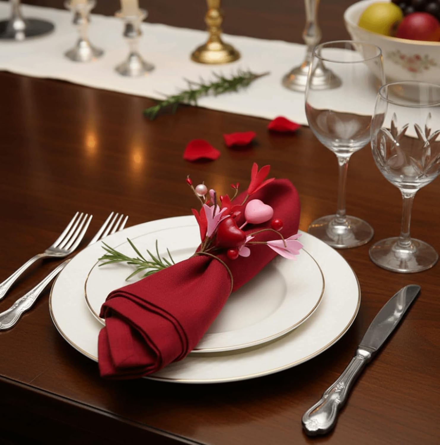 Mother's Day Napkin Rings Set of 6,Love Heart Artificial Flower Wreath Napkin Holder,Valentine's Day Napkin Rings for Dinning Home Wedding Valentine's Day Mother's Day Table Decorations Party Supplies