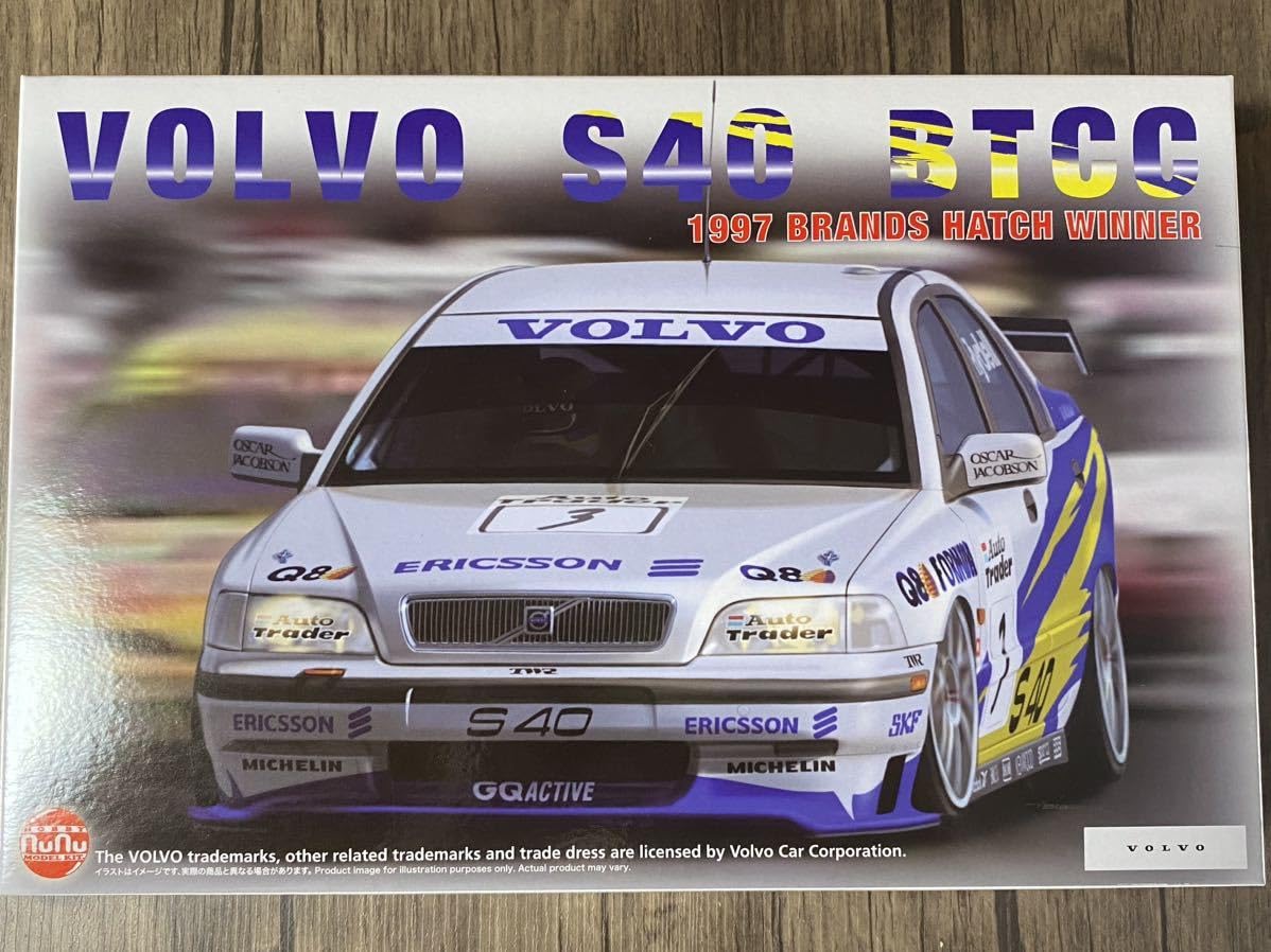 【新品】プラッツ（nunu）VOLVO S40 BTCC 1997 1/24 PLATZ / NuNu 1/24 model kit Volvo S40 1997 BTCC Brands Hatch