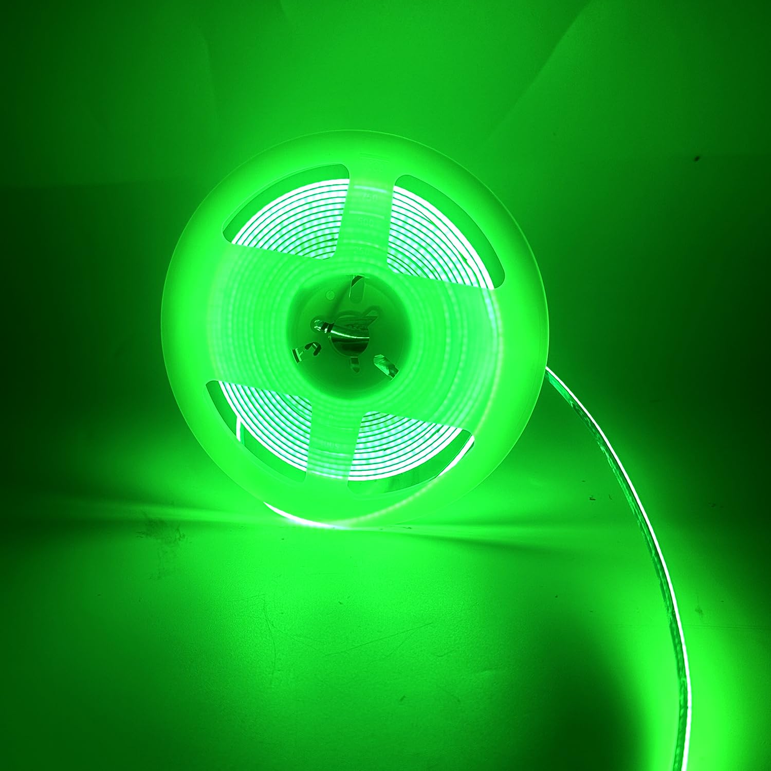 LumiyaHalo Green COB LED Strip, 24V 5M 3mm Narrow Width, 400LEDs/M, CRI>90, Dotless Uniform Flexible Tape for Bedroom, Under Cabinet Lighting (DC24V, Green)