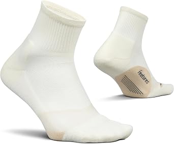 Feetures Elite Light Cushion Quarter Solid - Sport Sock with Targeted Compression