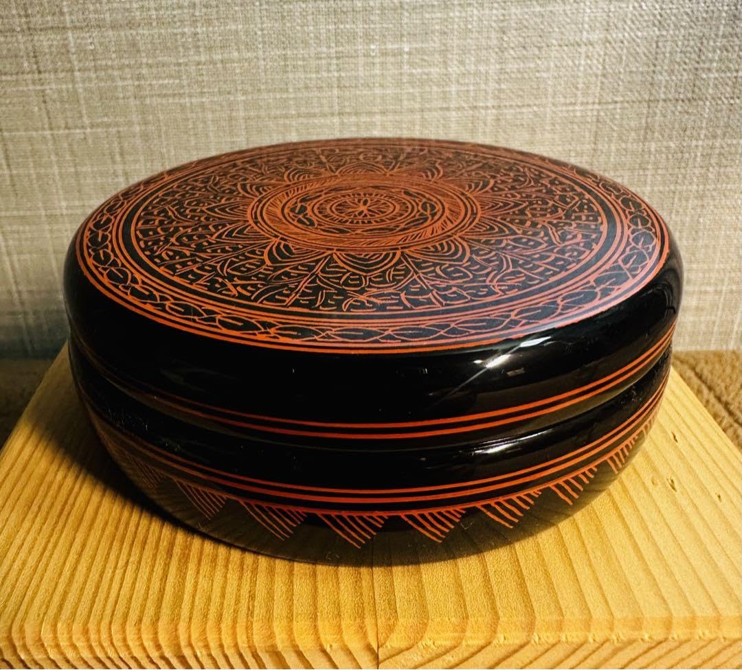 美品　香川漆器　香川の伝統工芸品 漆器「蒟醤」香道具 茶道具　小物入れ Amazon.co.jp: 香川の伝統工芸品 漆器「蒟醤」香道具 茶道具 : 文房具