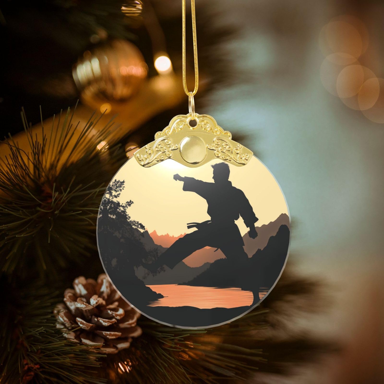 Crystal Christmas Ornaments for Christmas Tree Decoration Hanging Karate Ornament with Gold Ribbon Crafts Round Pendant for Keepsake Gifts Glass Xmas Decor Party Supplies