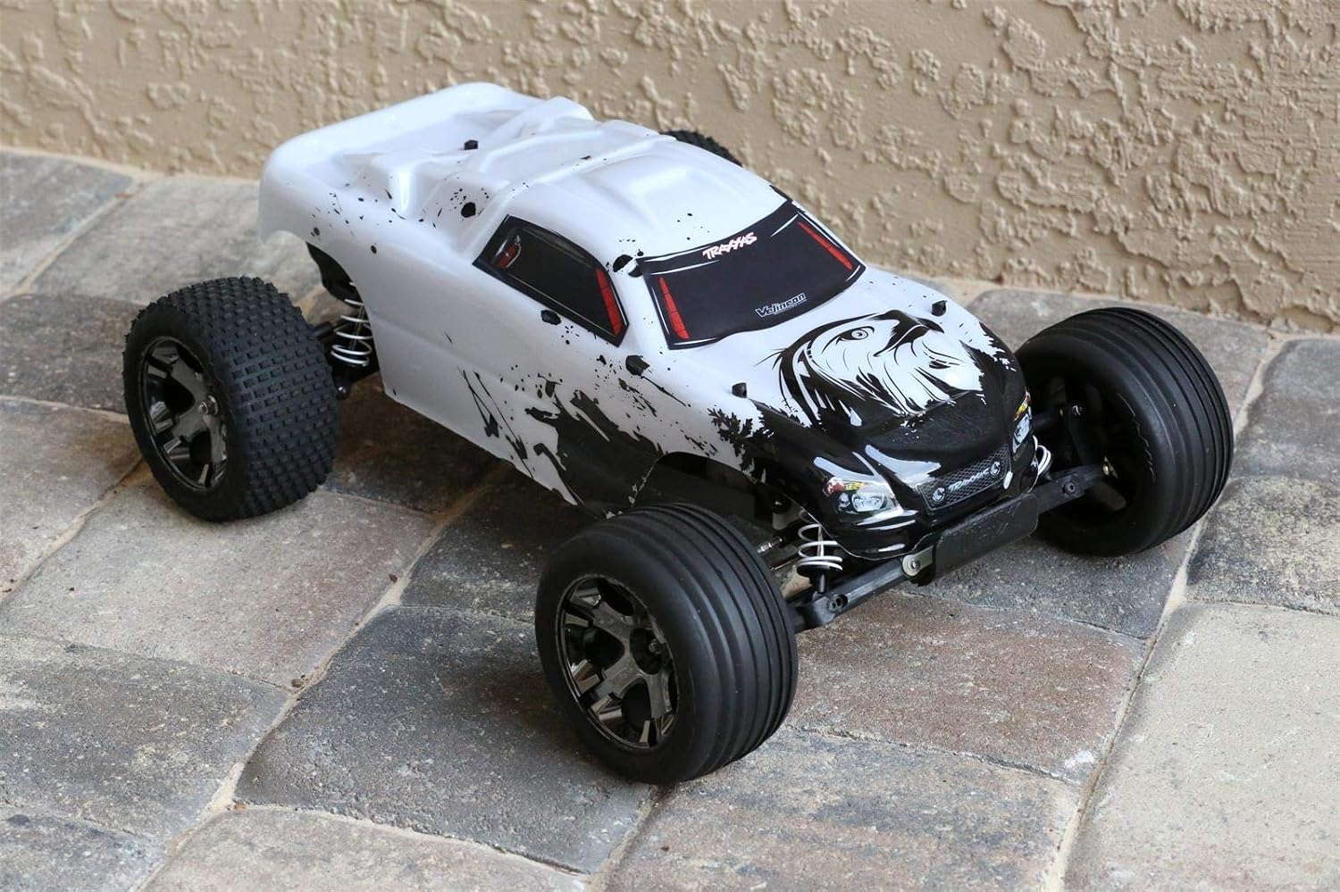 SummitLink Compatible Custom Body Eagle Style Replacement for 1/10 Scale RC Car or Truck (Truck not Included) R-E-01