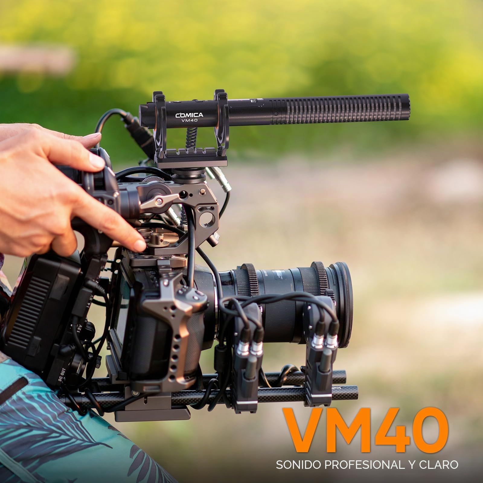 COMICA VM40 Inalámbrico Micrófono con Shotgun Mic, Grabación en Flotante de 32 bits, 32GB de Almacenamiento, Filtro de Corte Bajo, Micrófono para Cineastas, Entrevistas, Reporteros(Combo)