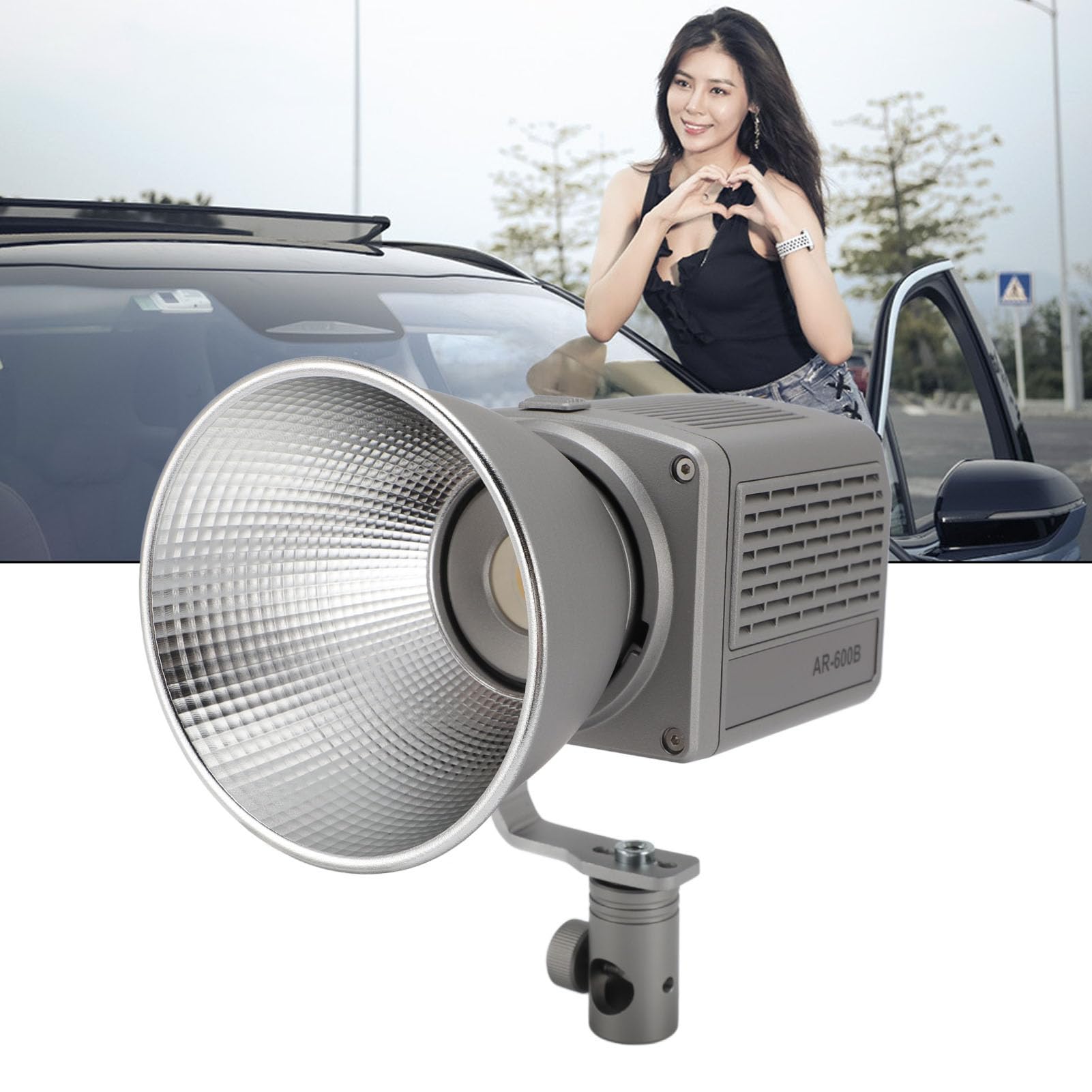 Came-TV Boltzen Q-55S COB Fresnel Luz De Video LED Enfocable CRI96 TLCI98 APP Control Andriod E Ios Con Doble Fuente De Alimentacion Tamano Compacto