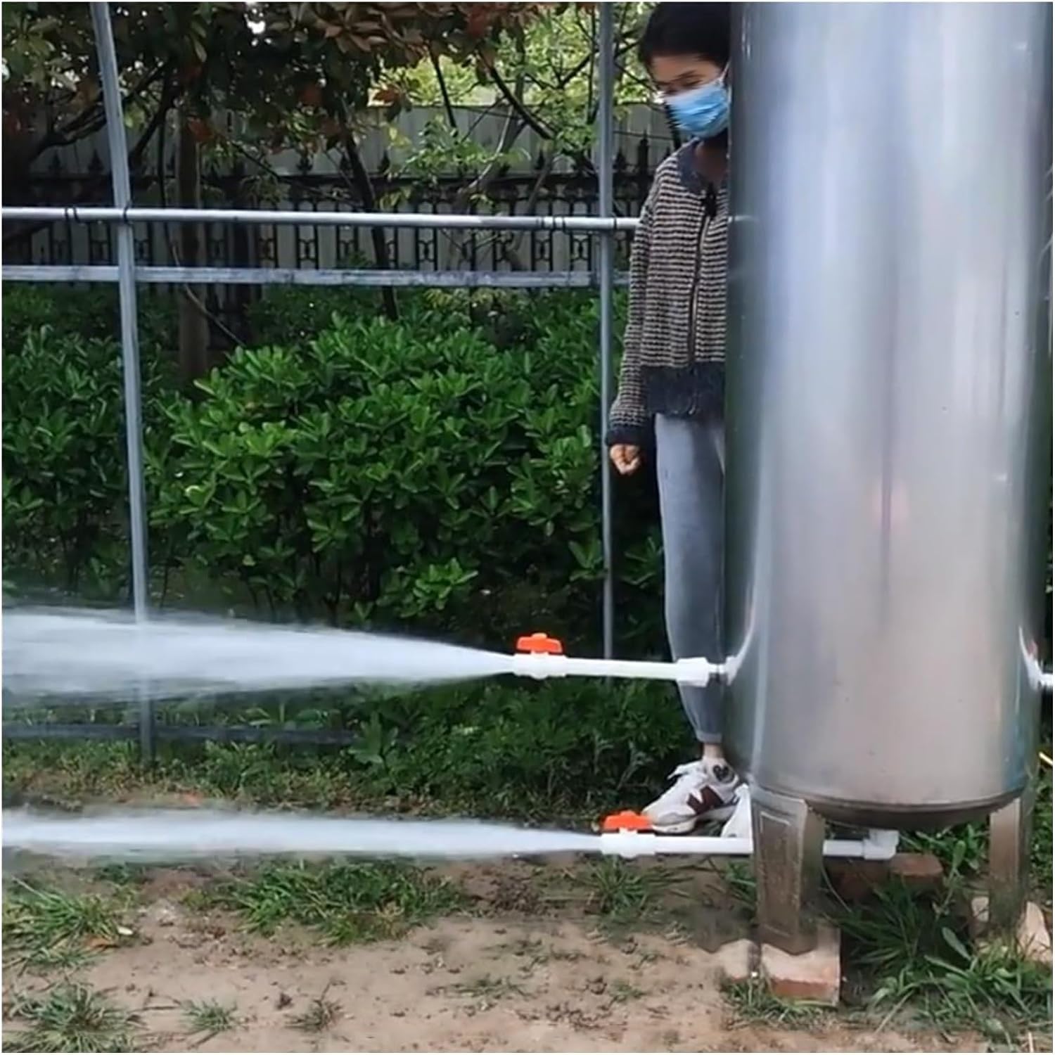 Serbatoio dell'acqua pressurizzata, serbatoio verticale in acciaio inossidabile per pompe da pozzo e sistemi idrici, capacità 15-80 galloni, include kit di montaggio
