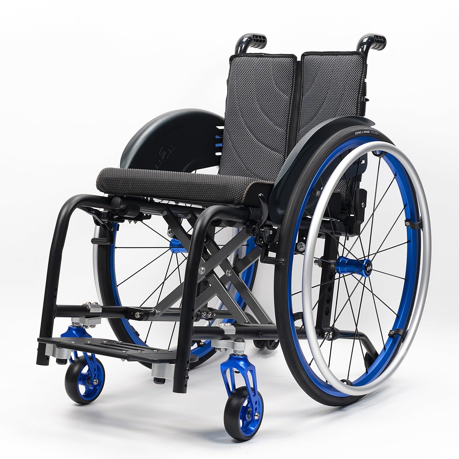 Silla de ruedas manual ligera, silla de ruedas deportiva ultraligera portátil todo terreno, silla de ruedas plegable, sillas de ruedas de transporte con antivuelco(Blue A,40cm/15.7in)