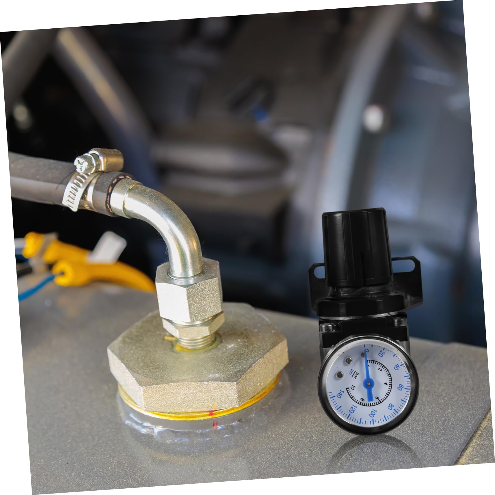 MUCKLILY Long-Lasting Durability Type Air Compressor Pressure Regulator Built-in Pressure Gauge