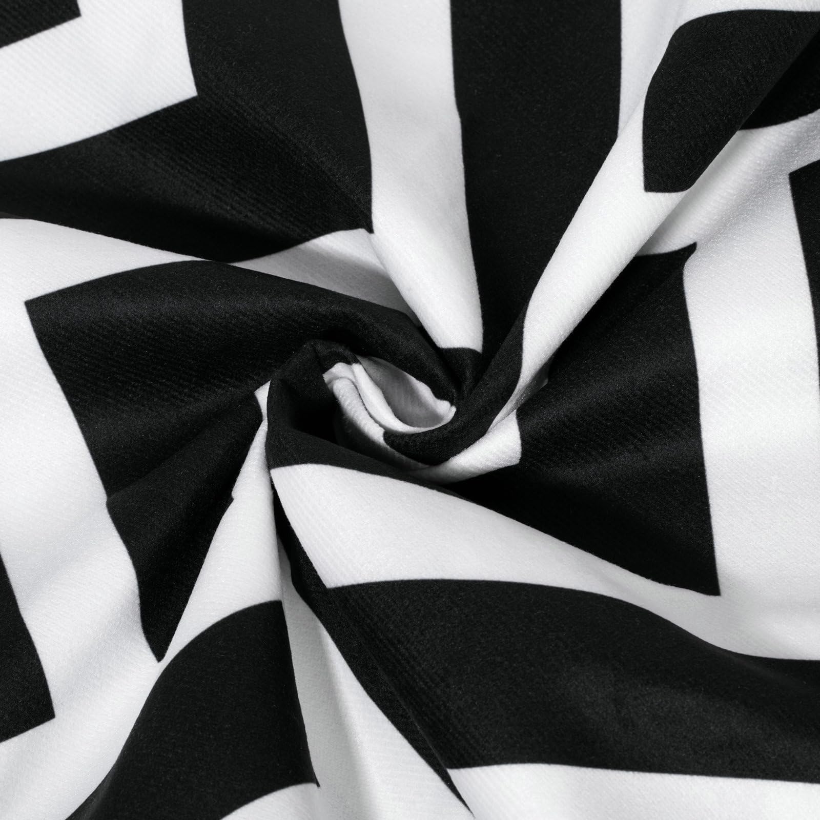 Federe Cuscini 50x50 cm, Copricuscini Divano Bianco e Nero Doppia Faccia Motivo Geometrico in Peluche Corto con Cerniera Federe per Soggiorno Camera Letto Divani da Esterno Set di 2