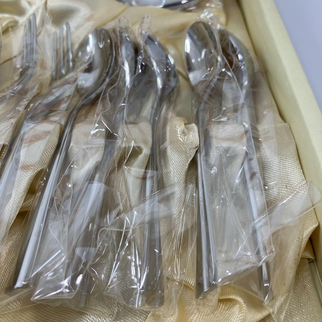 Amazon | A2C56 Noritake ノリタケ カトラリーセット 17ピース シェル