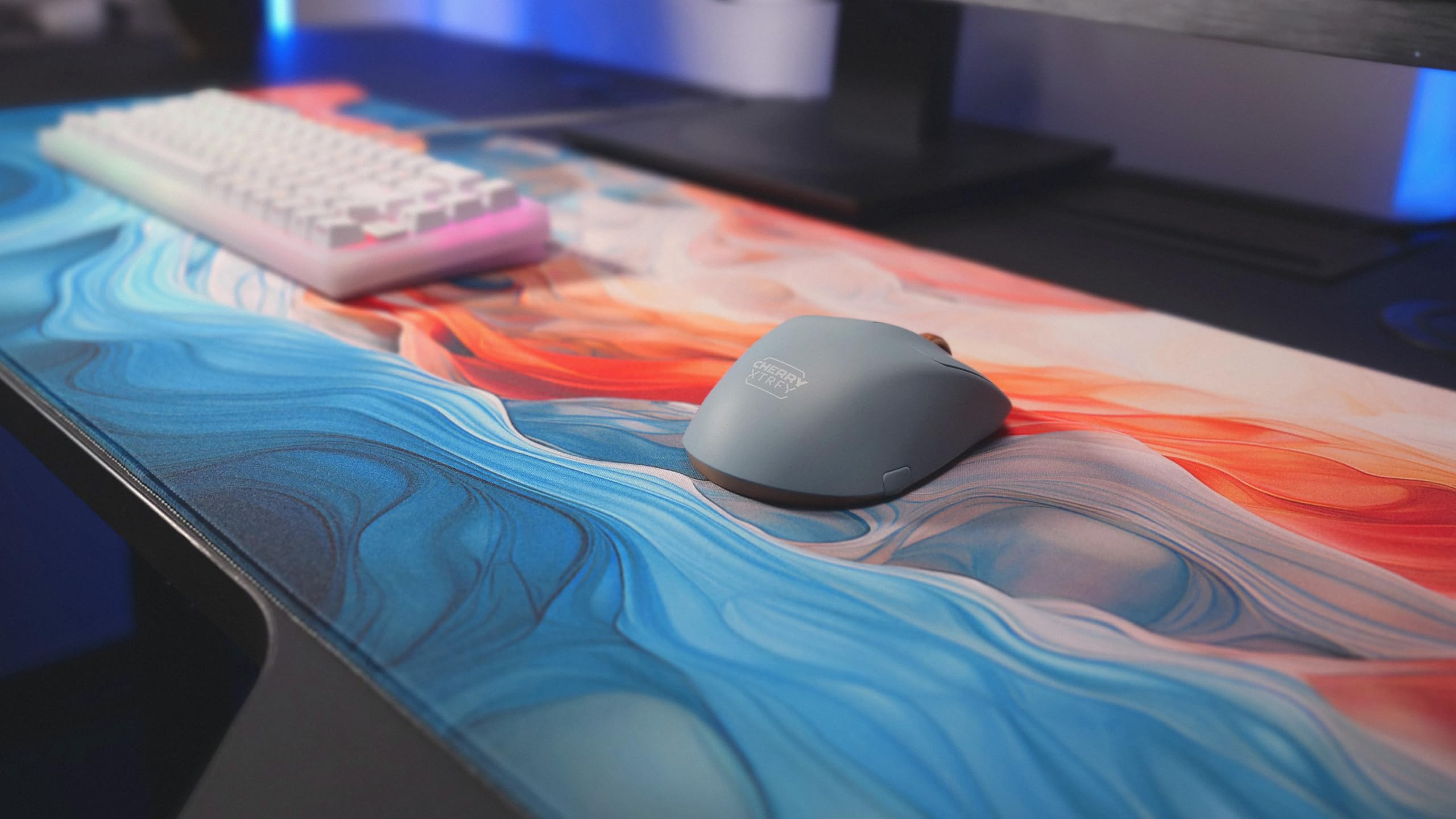 CHERRY XTRFY M64 Wireless, Ultralekka bezprzewodowa Mysz do Gier, 2,4 GHz, Zoptymalizowany dla e-sportu, Ergonomiczny kształt z bardzo niskim przodem, Niebieski