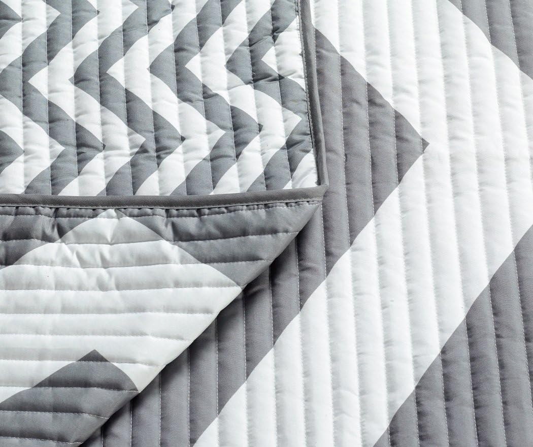 Chezmoi Collection 3-Piece Chevron Zig Zag Patterns Sheet Set (Twin, Grey)