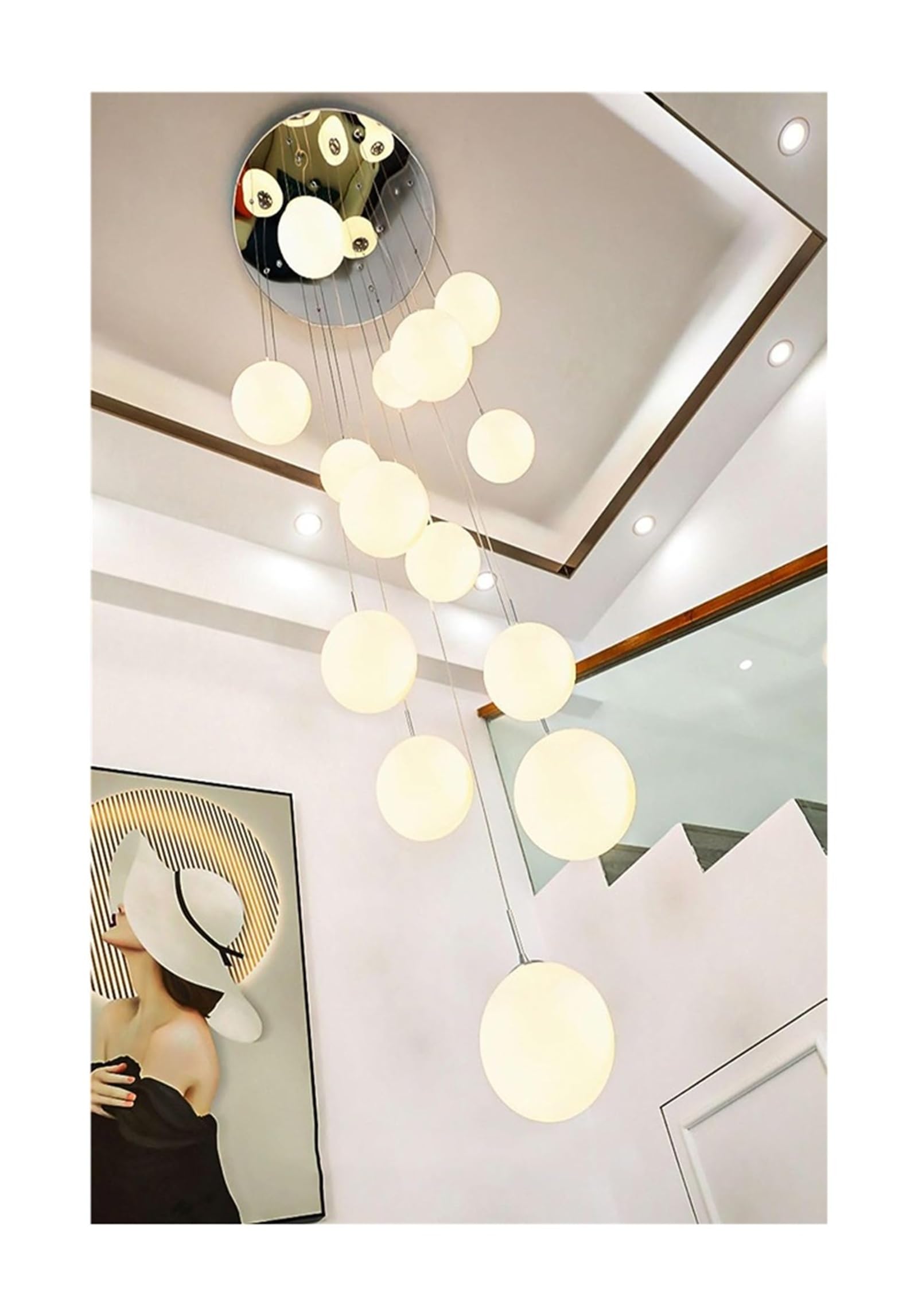 Lampy wiszące Mid Century 12 białych kulek ze szkła mlecznego długi matowy żyrandol do wejścia kominka wysokie sufity lampa wisząca salon jadalnia złoty chrom (złoty