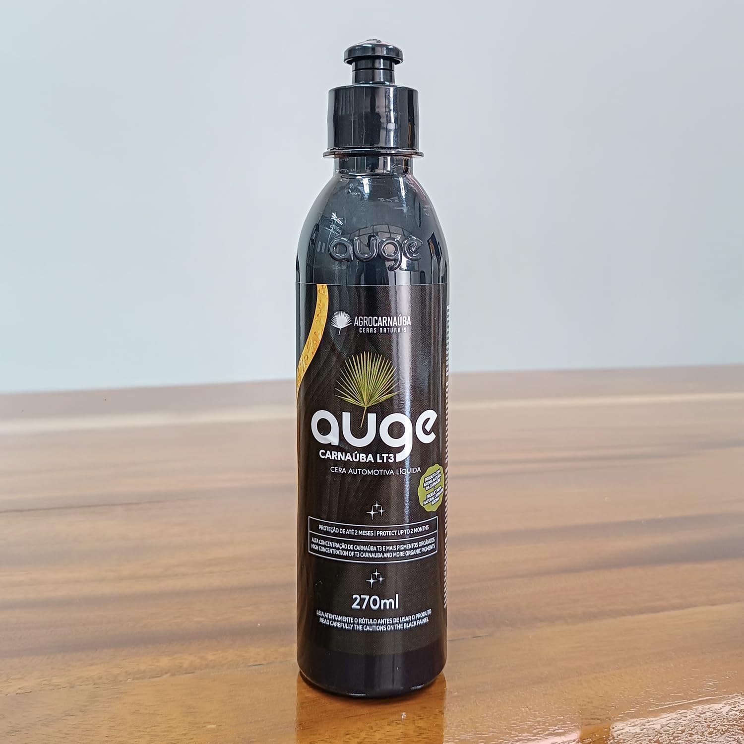 Cera de Carnaúba Automotiva Líquida Auge 270ML - Preto: Brilho Duradouro e Proteção