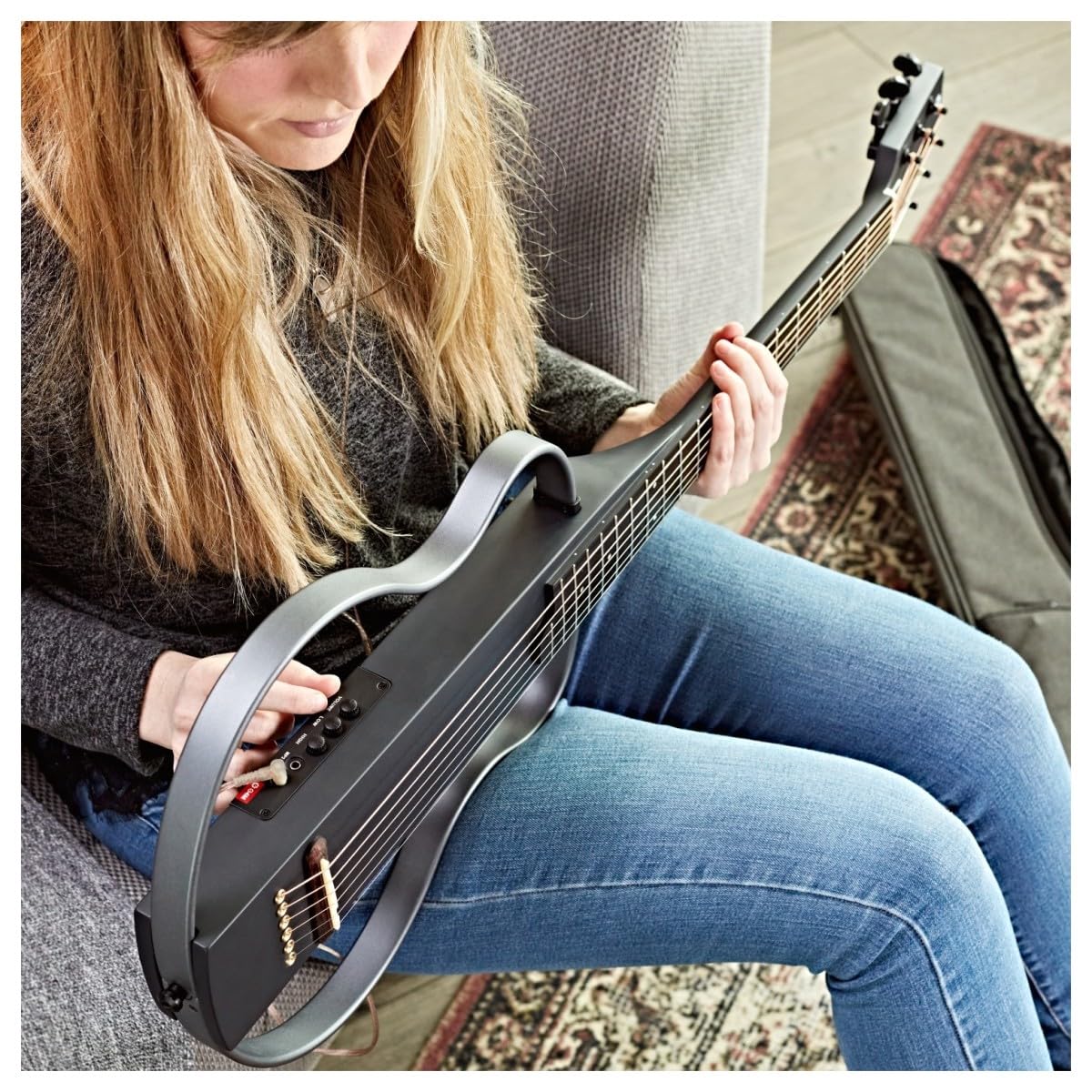 Chitarra da viaggio G4M Solus, corde d'acciaio | Ideale per la Pratica Silenziosa e i Viaggi, Uscita Cuffie e Ingresso Aux Integrati, Telaio Removibile, Custodia