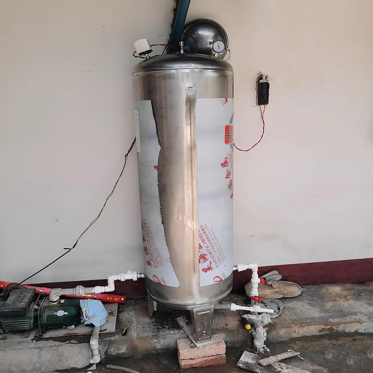 304 Stainless Steel Pressurized Water Tank, Automatic Vertical Pressure Tanks, 15-185 Gallon Capacity, Large Well Pump Air Tank Kits for Optimal Water Pressure Management