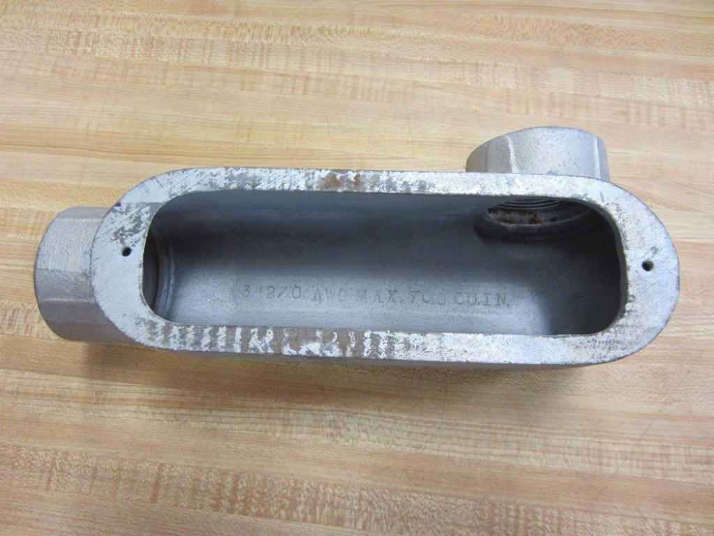 O-Z/Gedney LR-200 LR200 Conduit Body 2" - New No Box