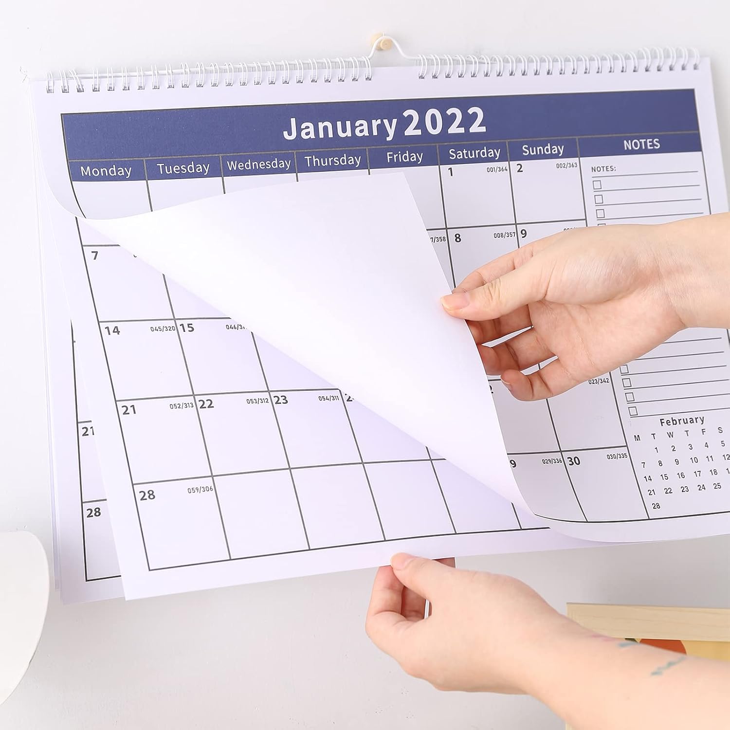 2022 Desk Calendar - 2022 Large Monthly Wall Calendar 17" x 13" with Large Ruled Julian Dates for to-do List Organizing and Notes, Thick Paper Calendar Planner 2022 (L) : Office Products